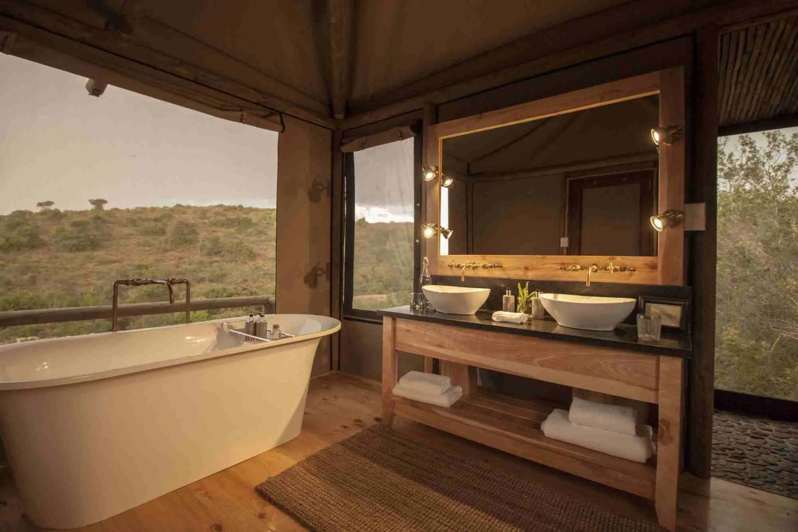 Bukela Game Lodge Amakhala Game Reserve