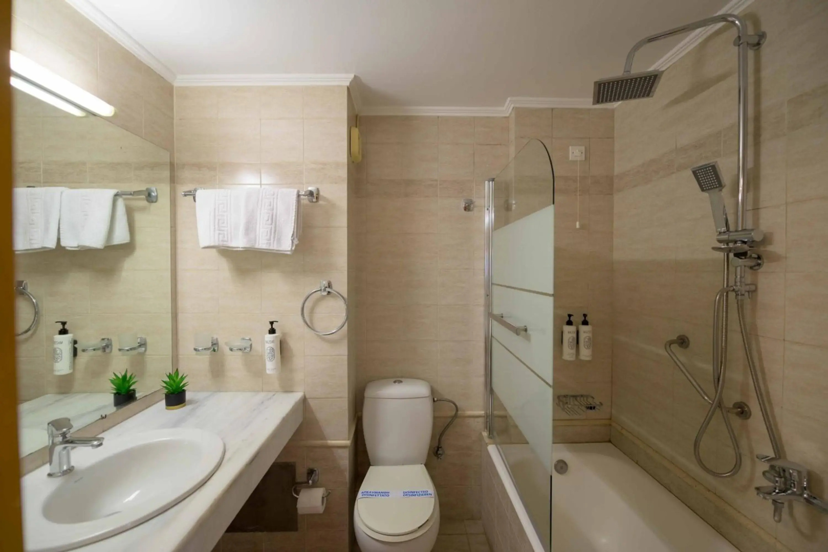 Neda Hotel