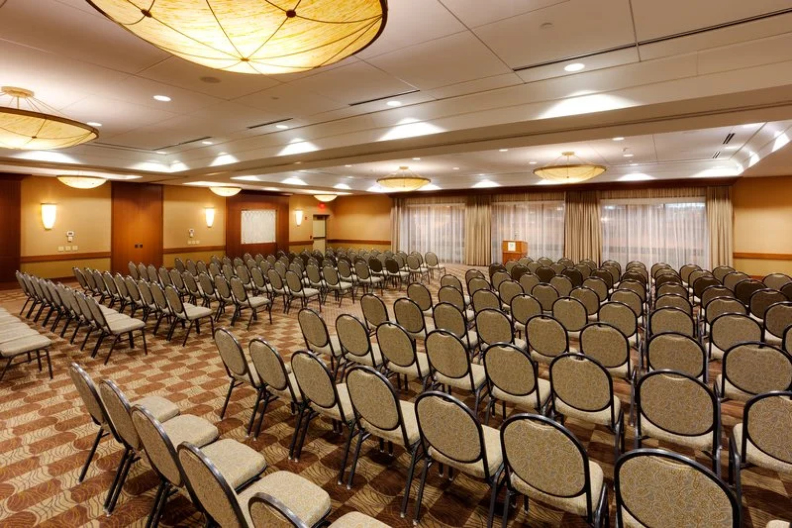 Ramada by Wyndham Liverpool/Syracuse(Ex.Holiday Inn Syracuse Liverpool Exit 37)