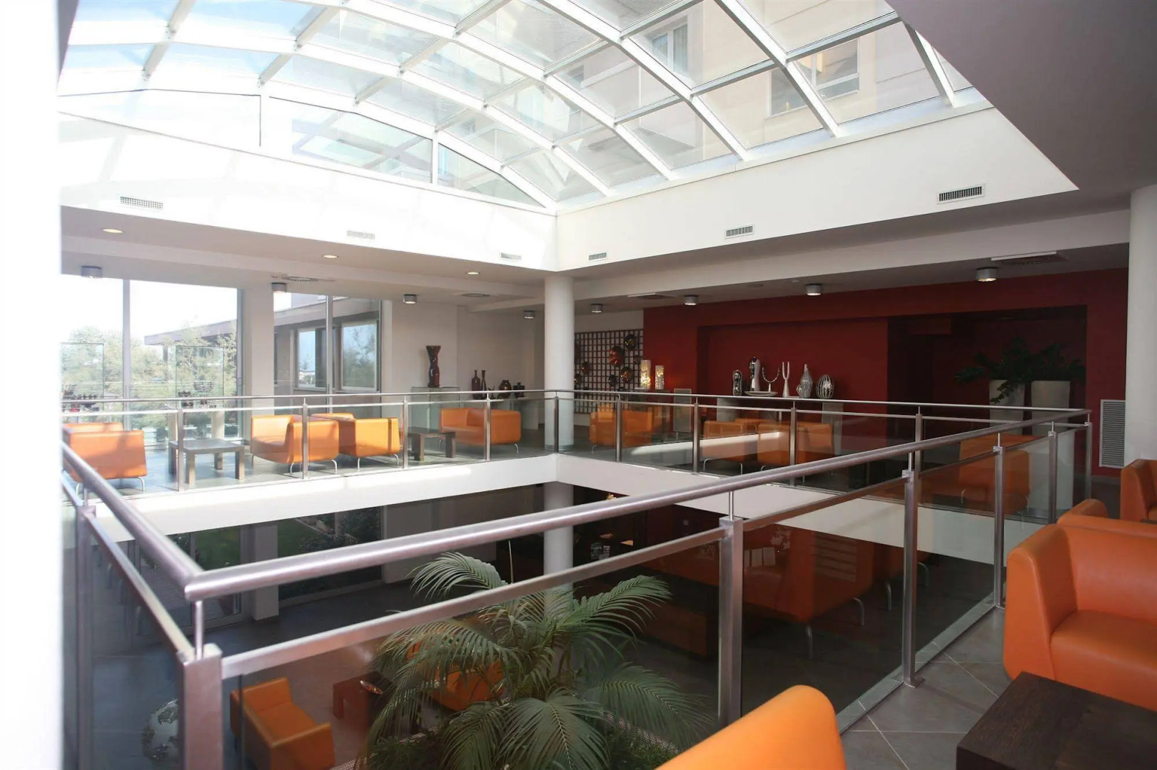 Hotel Embassy & Boston