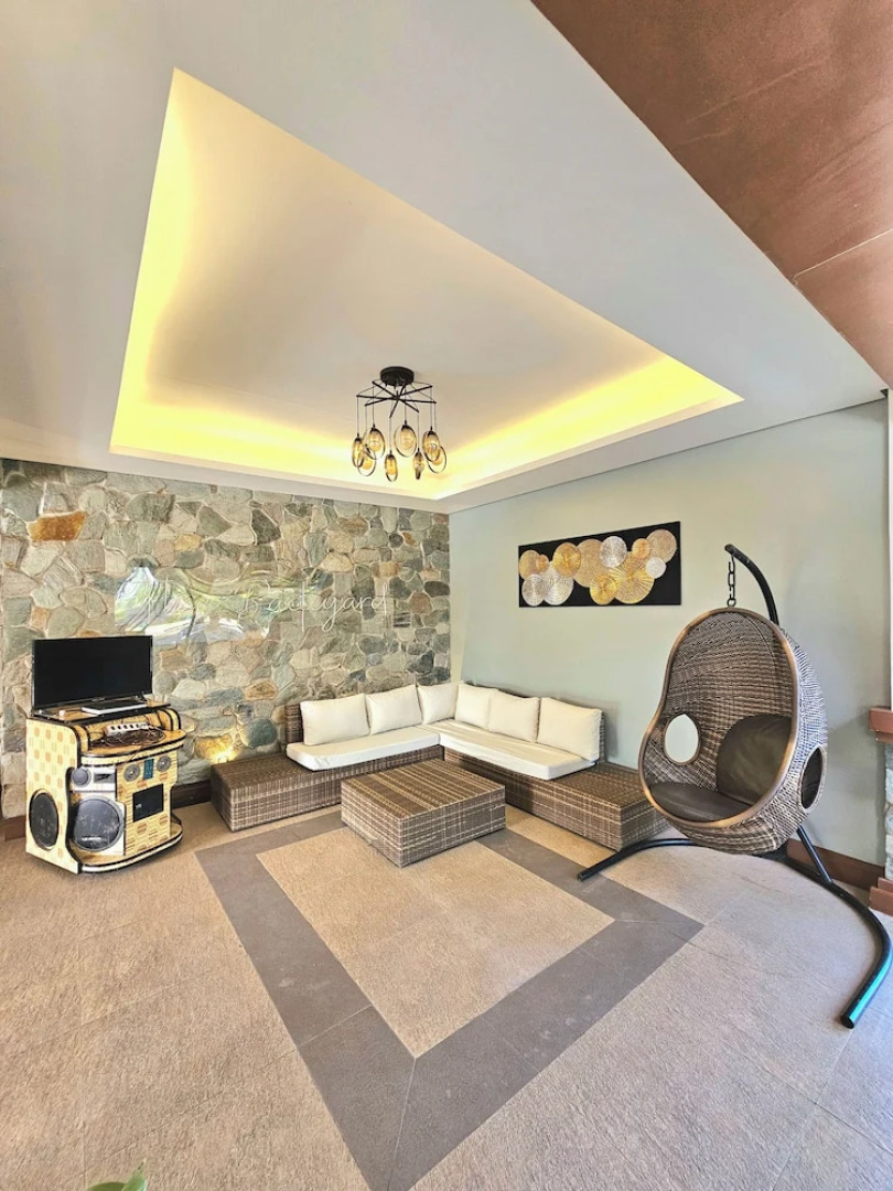 The Backyard Event and Resorts