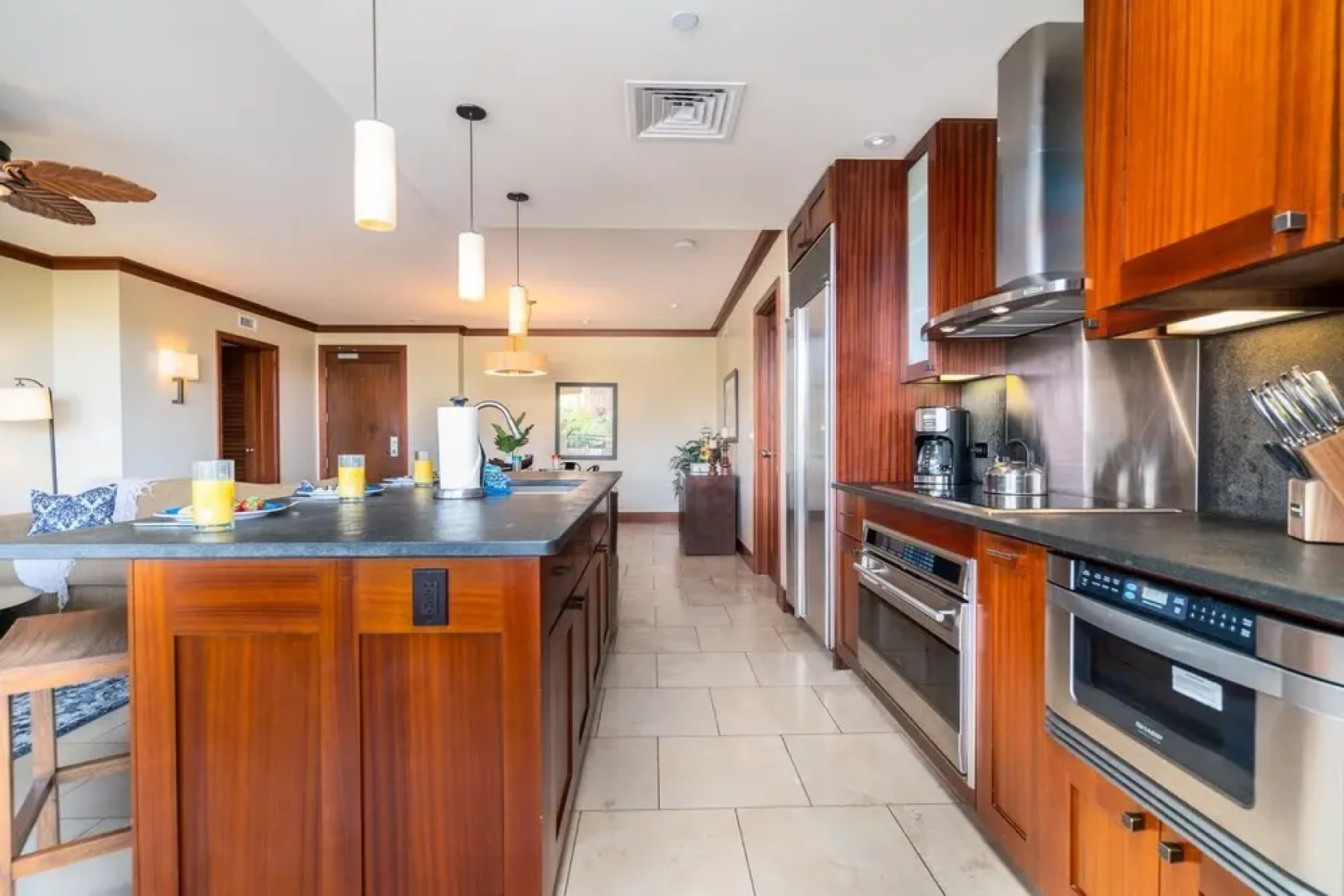 Hale Kahakai by Avantstay Beautiful Beach Villa w/ Pool!