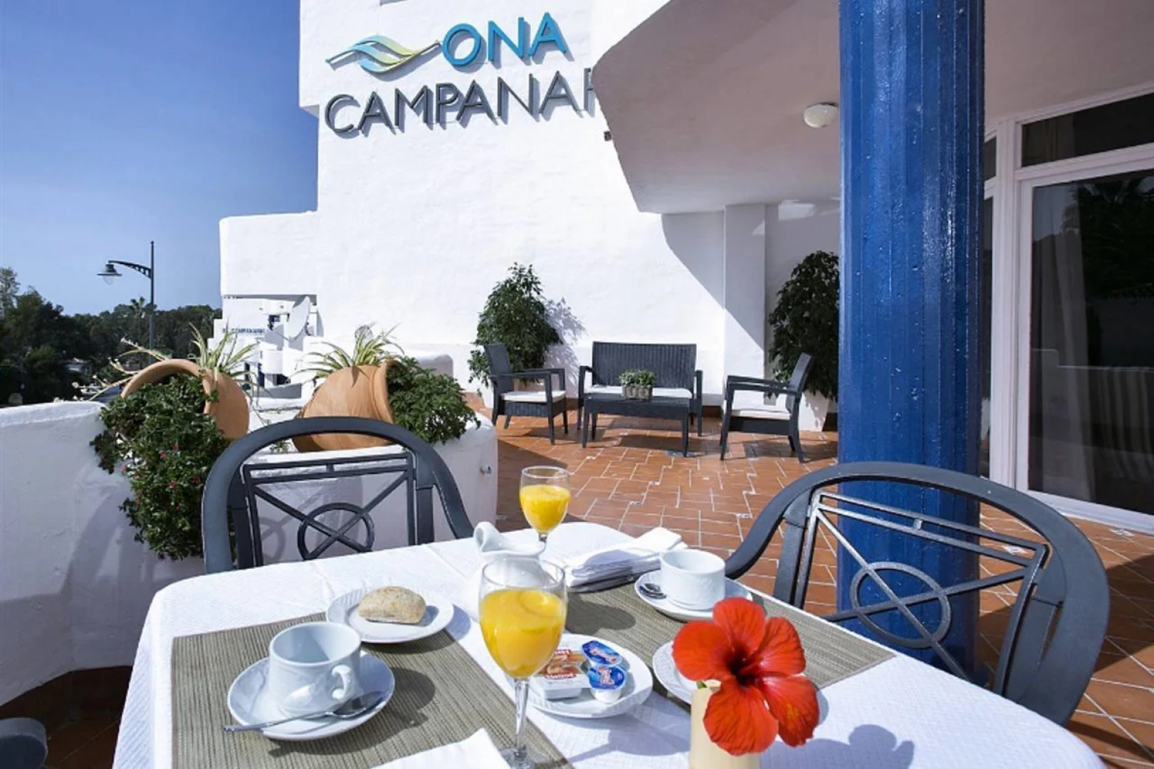 Apartamentos Ona Campanario