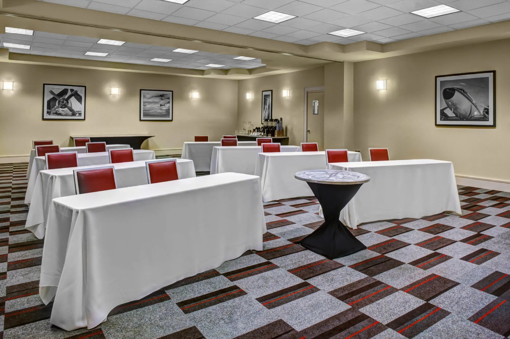 Four Points by Sheraton Huntsville Airport