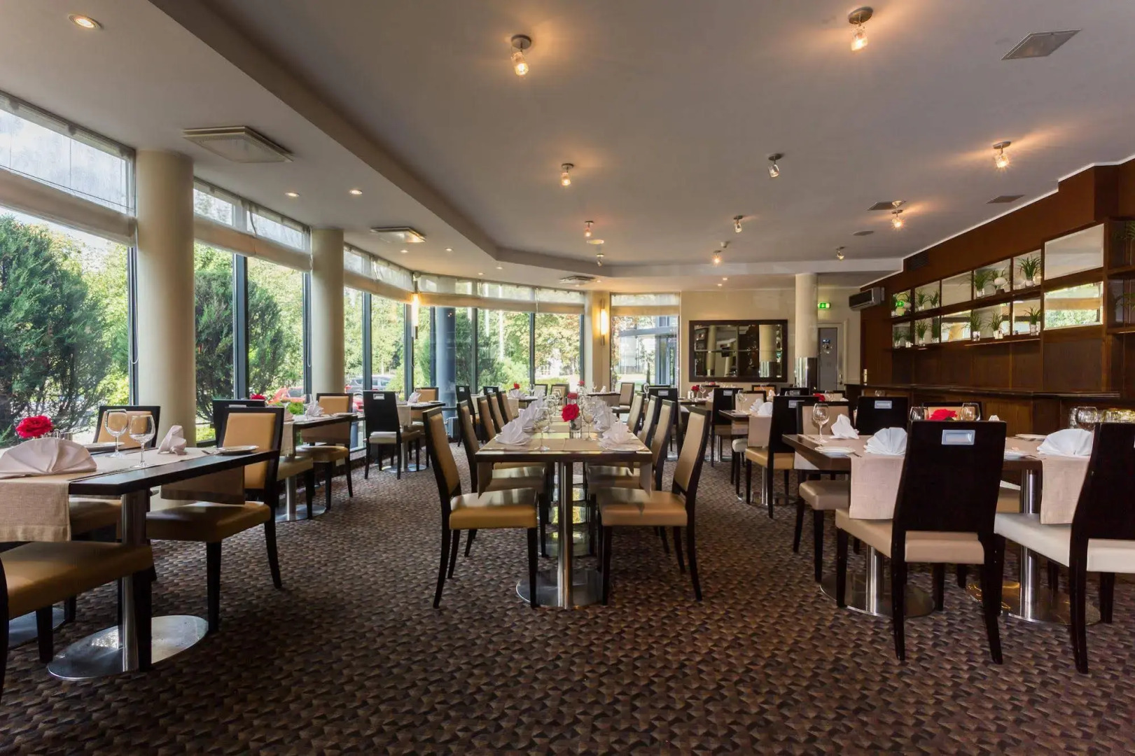 Oru Hub Hotel Tallinn — Handwritten Collection