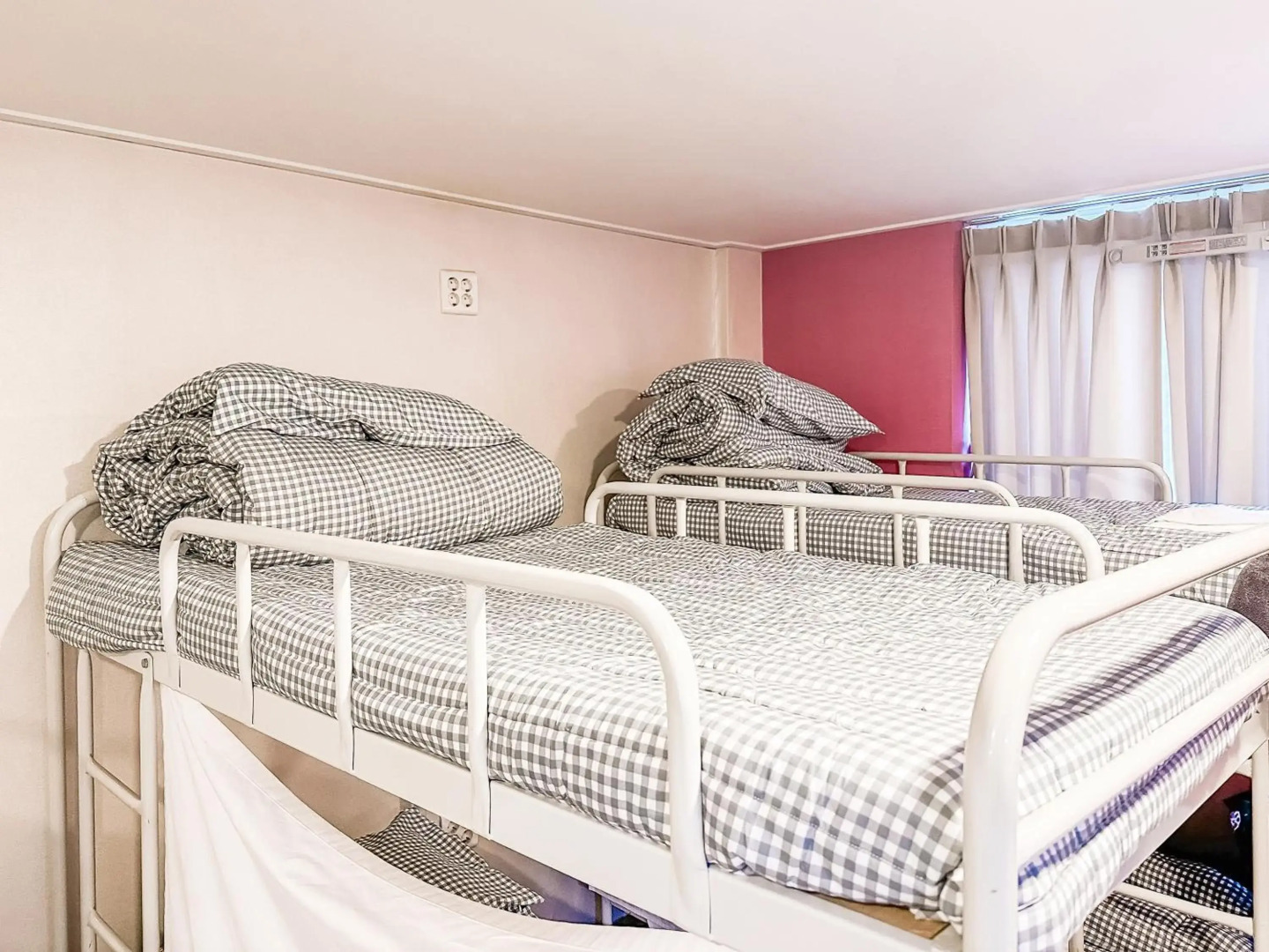 Empathy Dongseongro Guesthouse