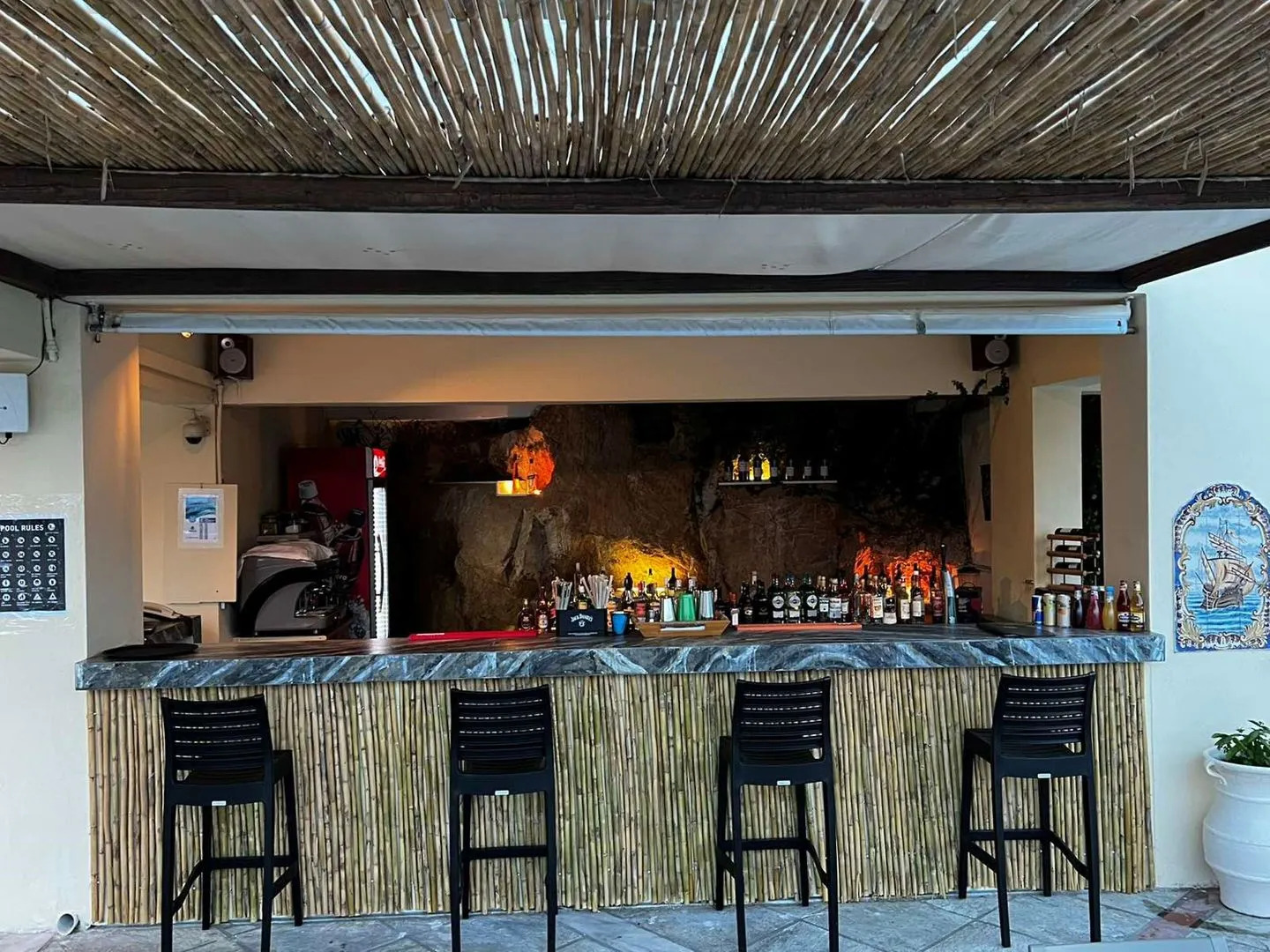 Kanapitsa Mare Hotel