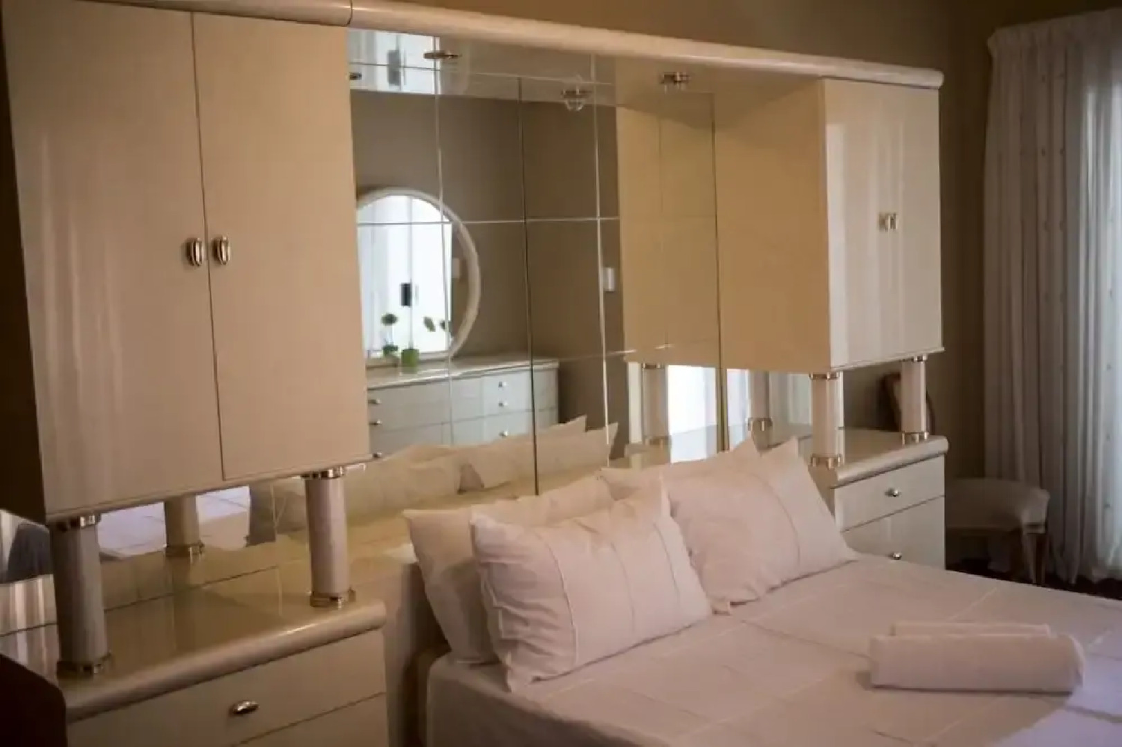 Afro-She Guest Lodge