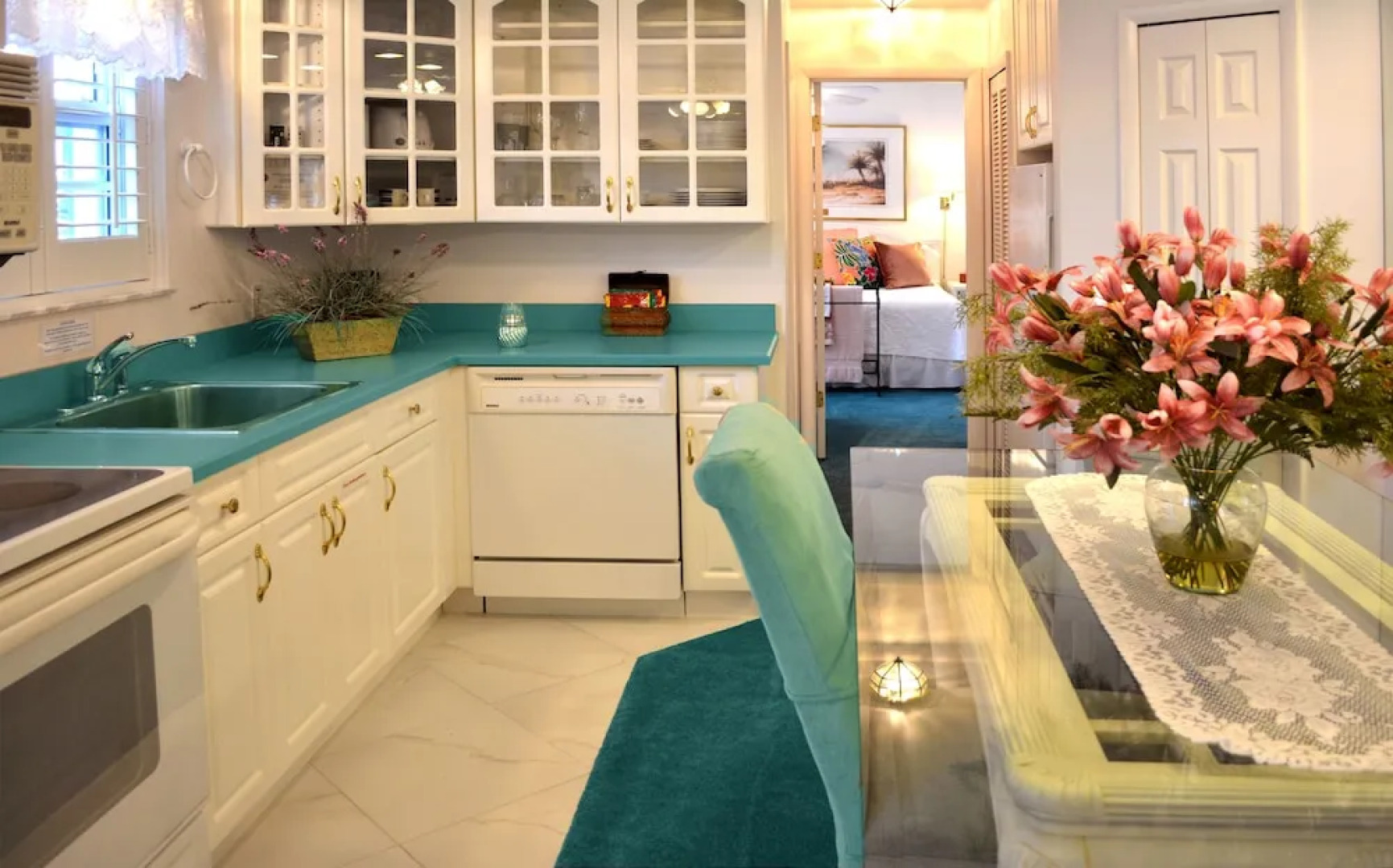 Island Cottage Oceanfront Inn & Spa