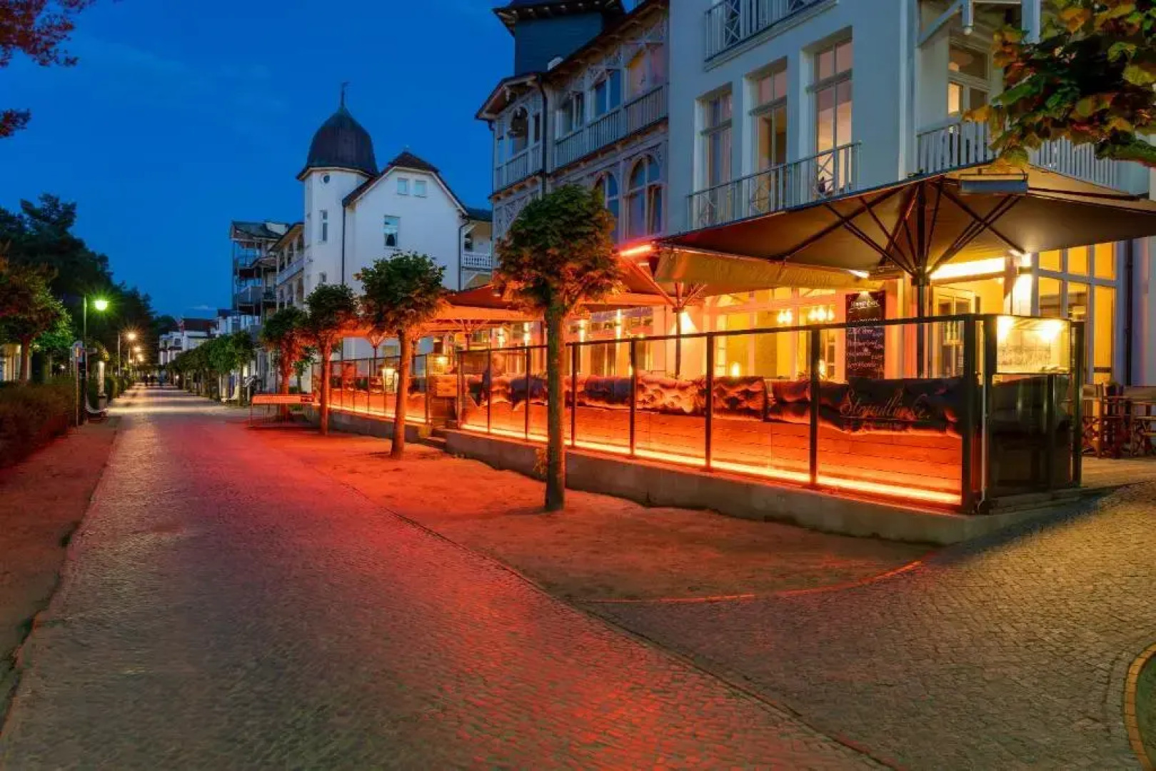 Nymphe Strandhotel & Apartments