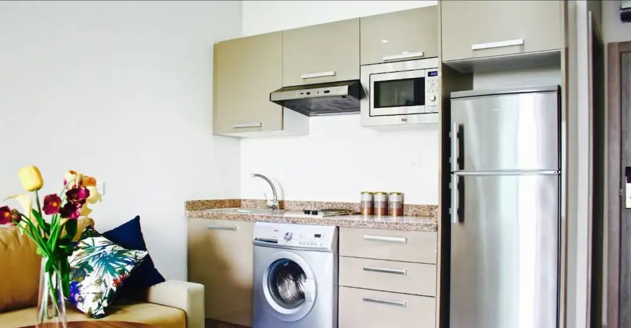 L'Escale Suites Residence by 7AV Hotels