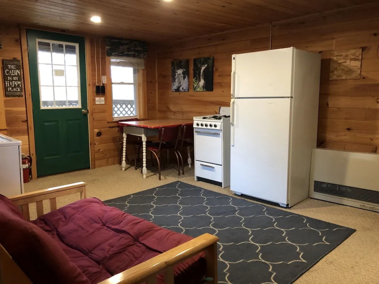 Kennebec Riverside Cabins