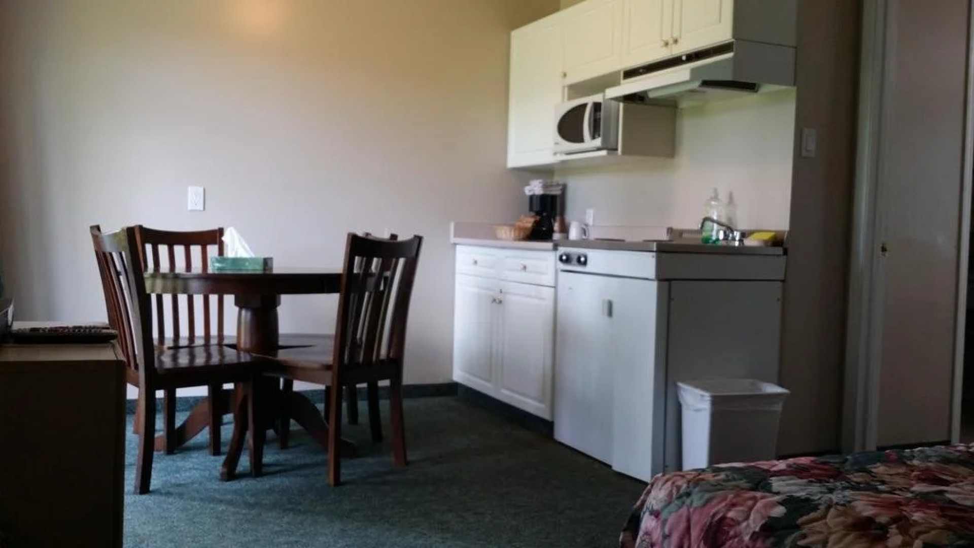 Hotel Civilia Lakeside by Civilia Golf Retreat