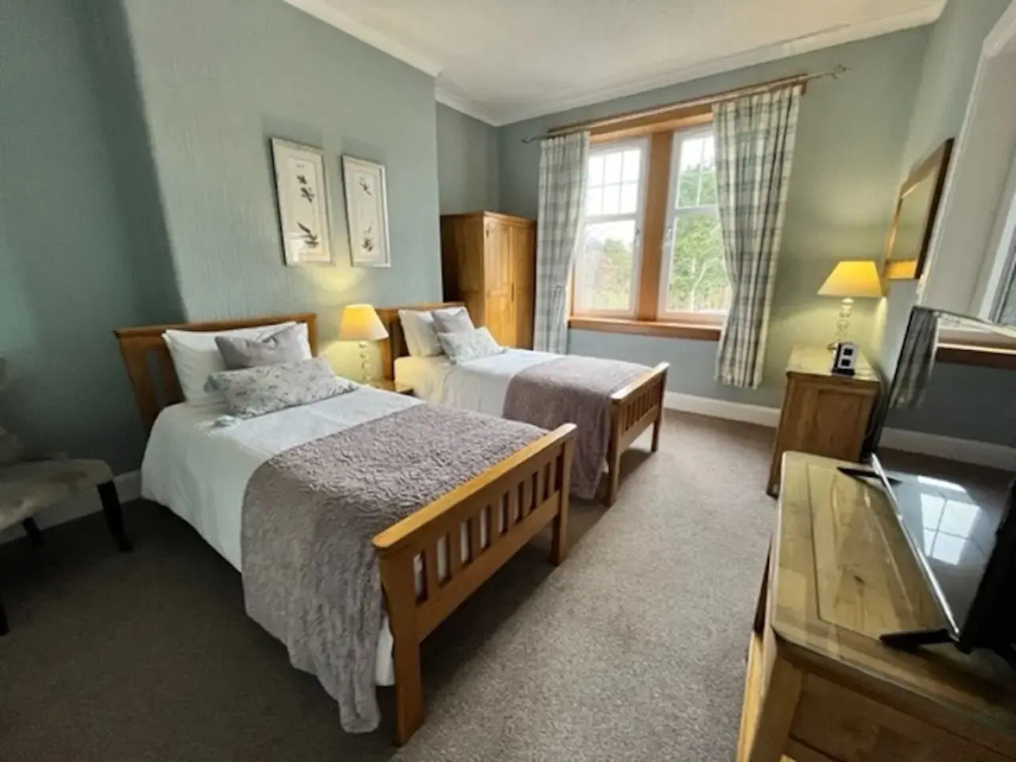 Pinewood Country House