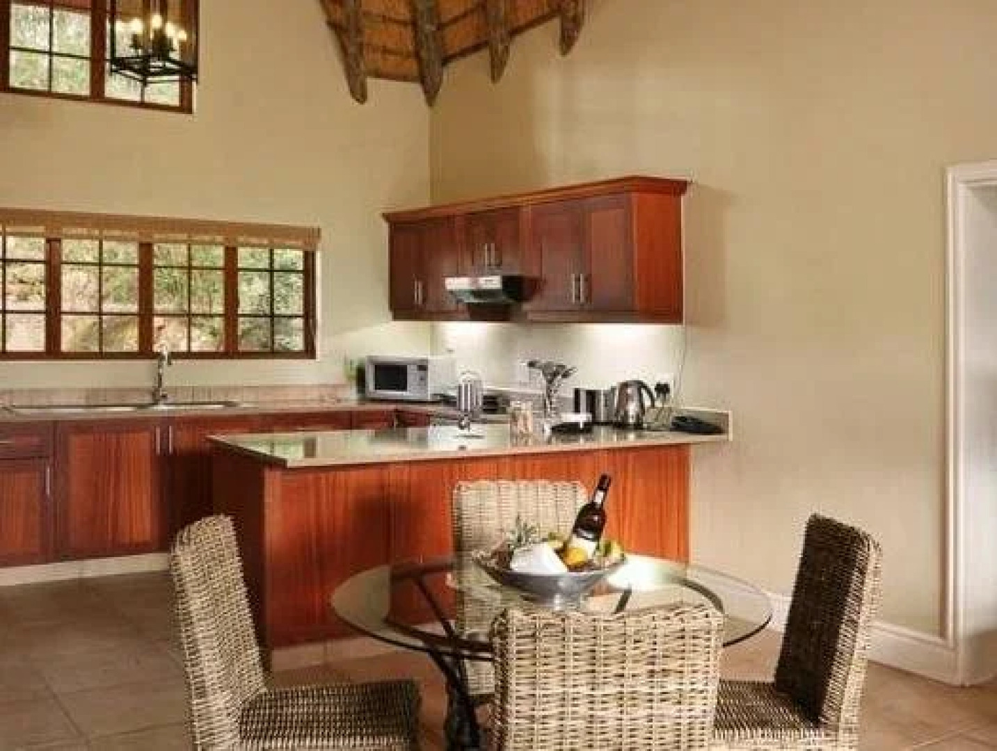 Champagne Castle Hotel