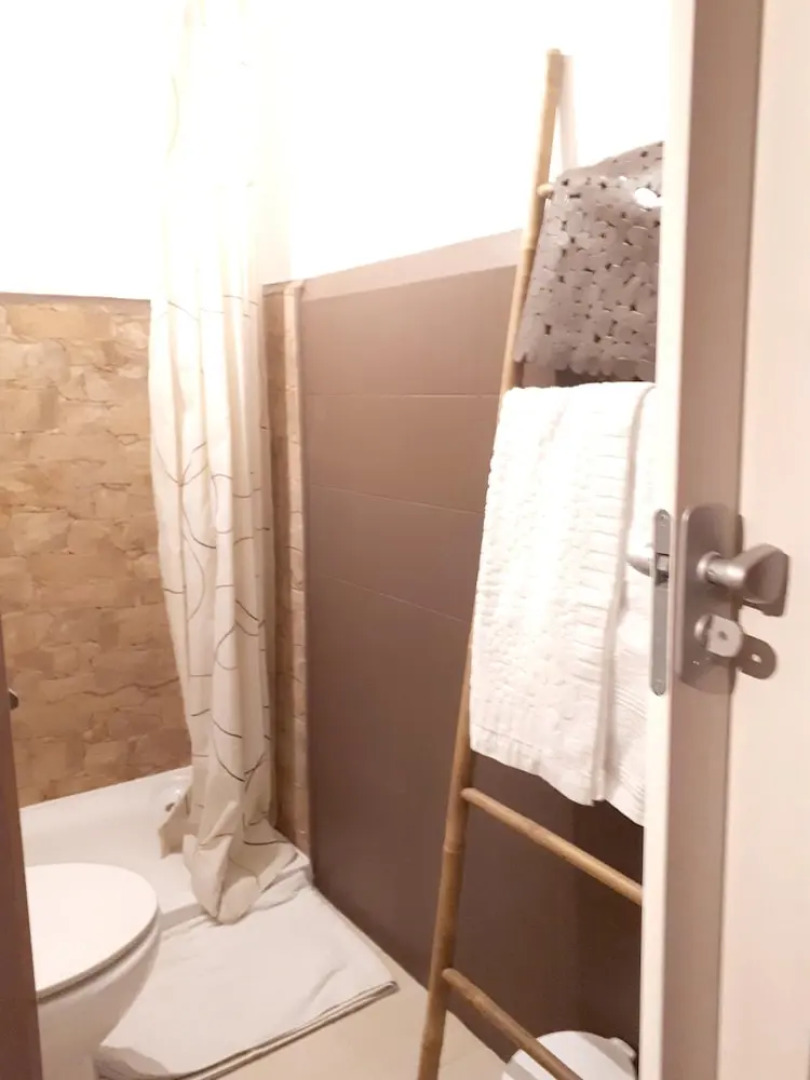 House With 2 Bedrooms in Santiago do Cacém, With Wonderful City View a