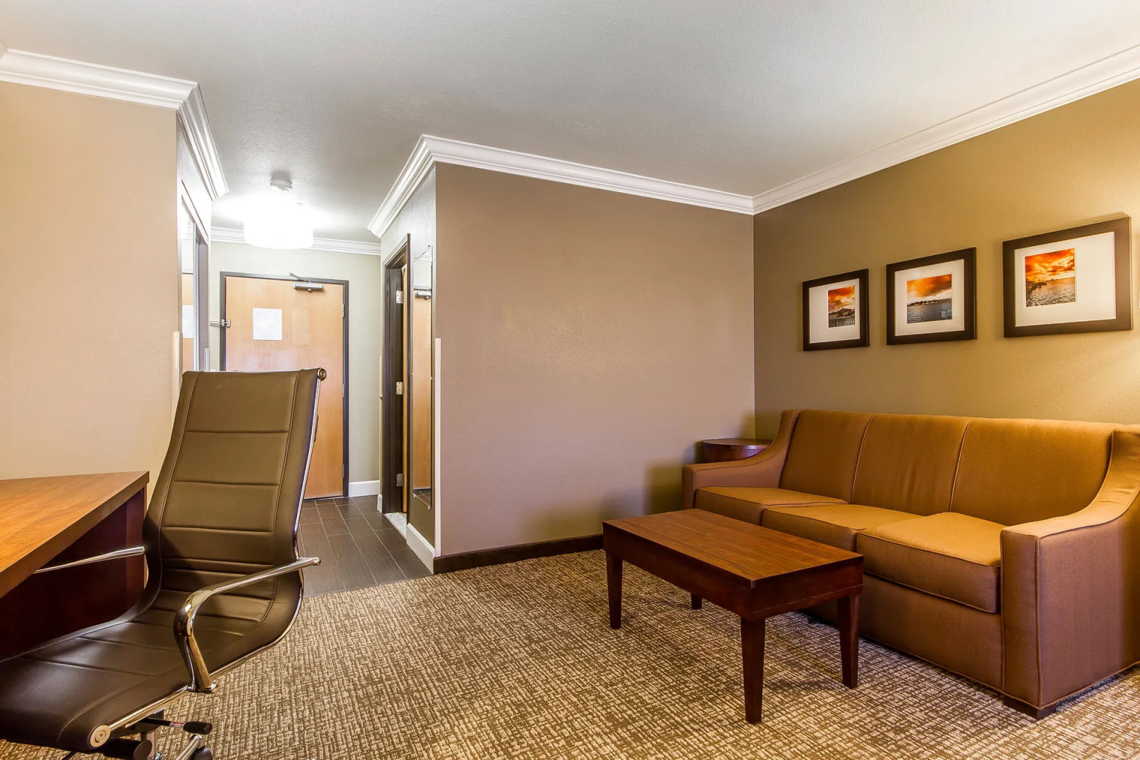 Comfort Inn & Suites Redwood Country