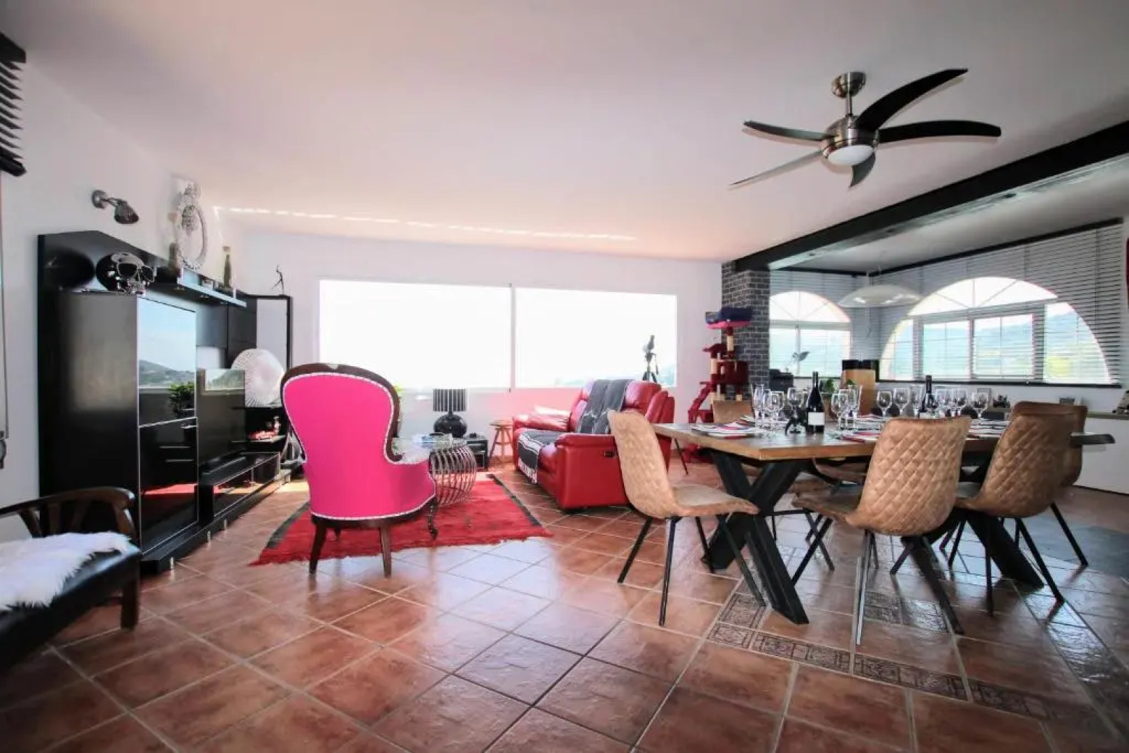 TESS Villa El Mirador