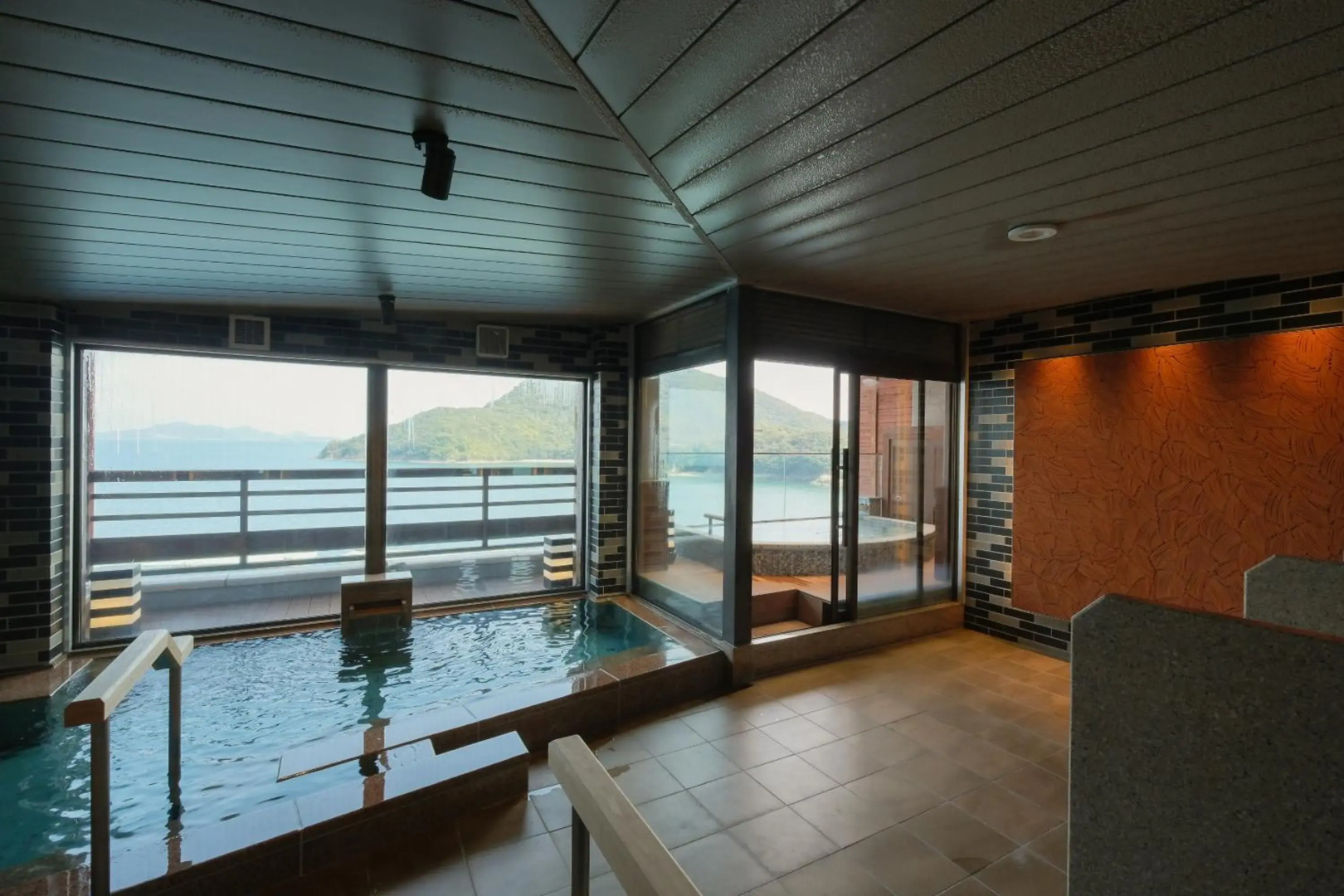 Keishokan Sazanamitei