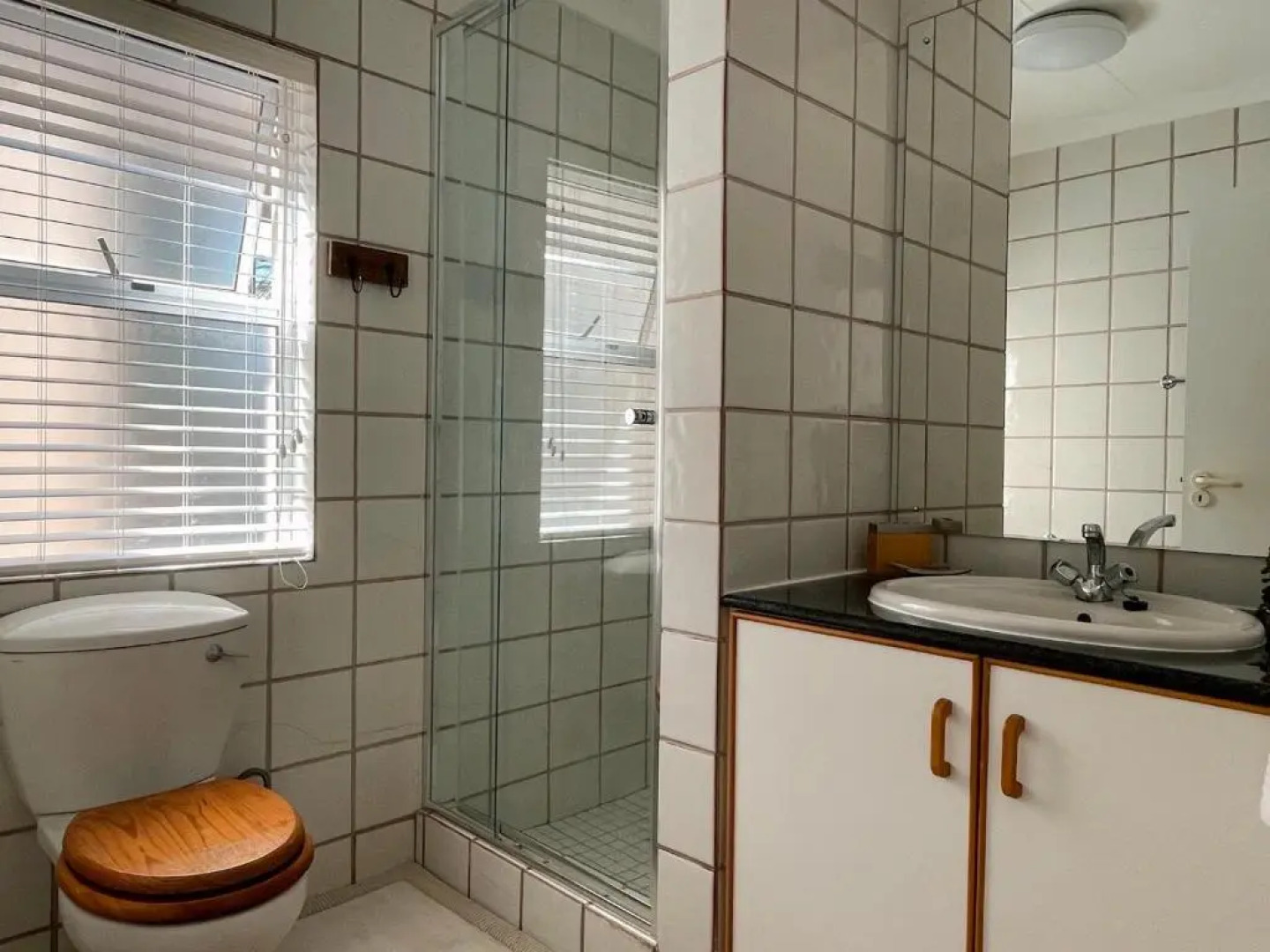 Waterfront 2 Bedroom Apartment