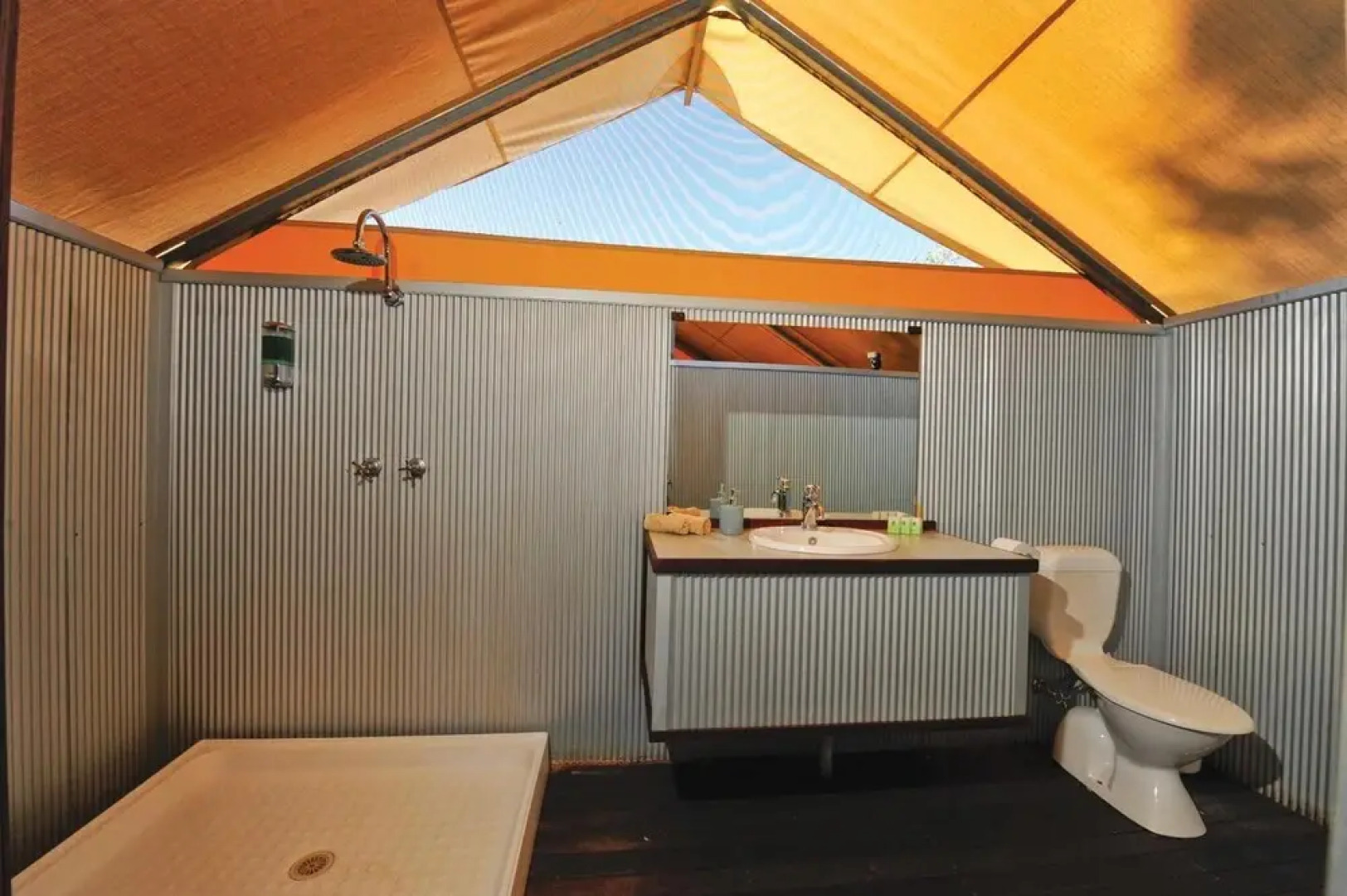 Bungle Bungle Wilderness Lodge