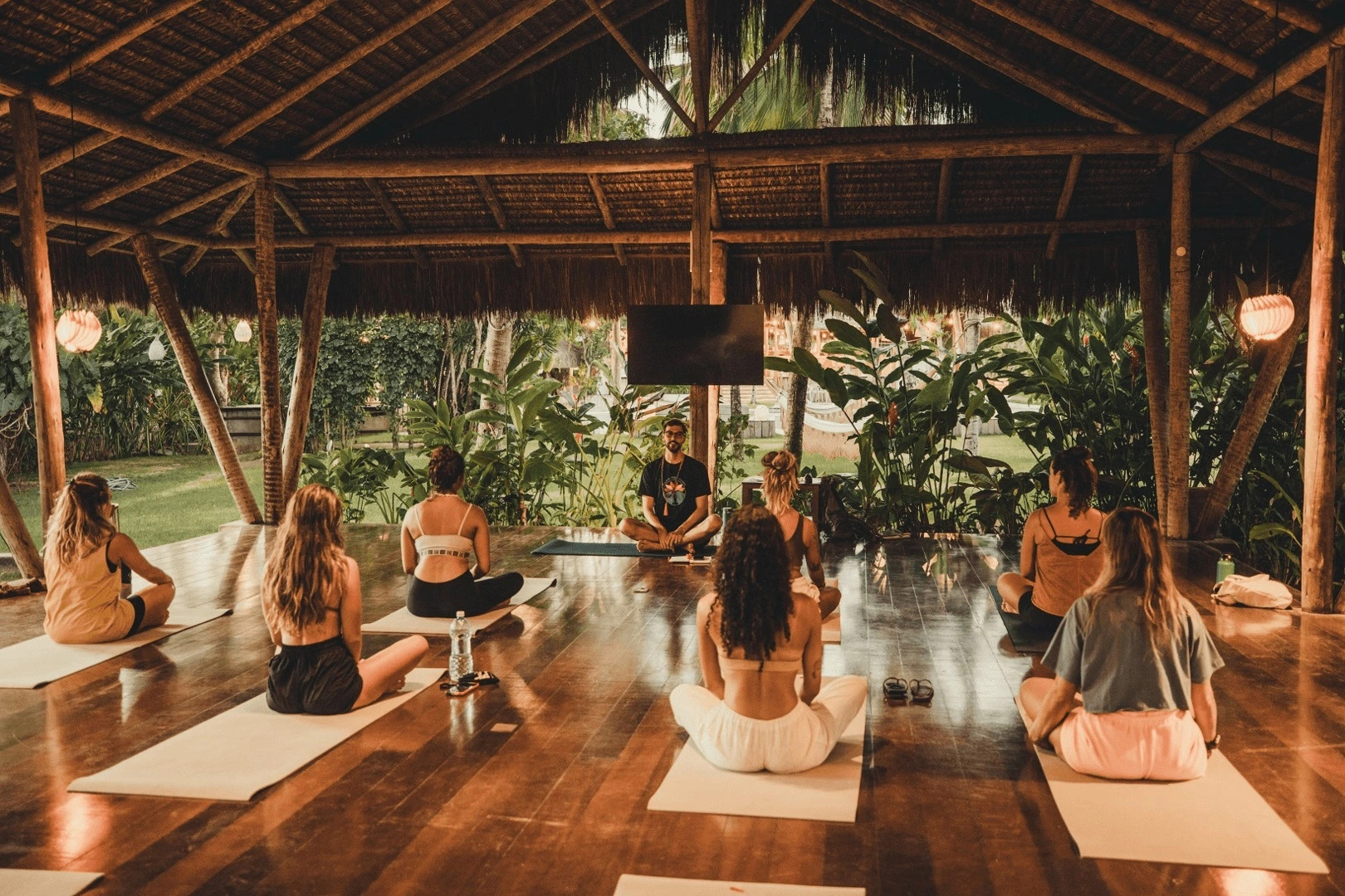 Madeiro Beach Hotel And Resort