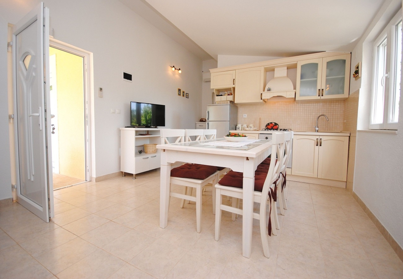 Holiday house Mare - open pool and pool for children: Kastel Novi, Riviera Split
