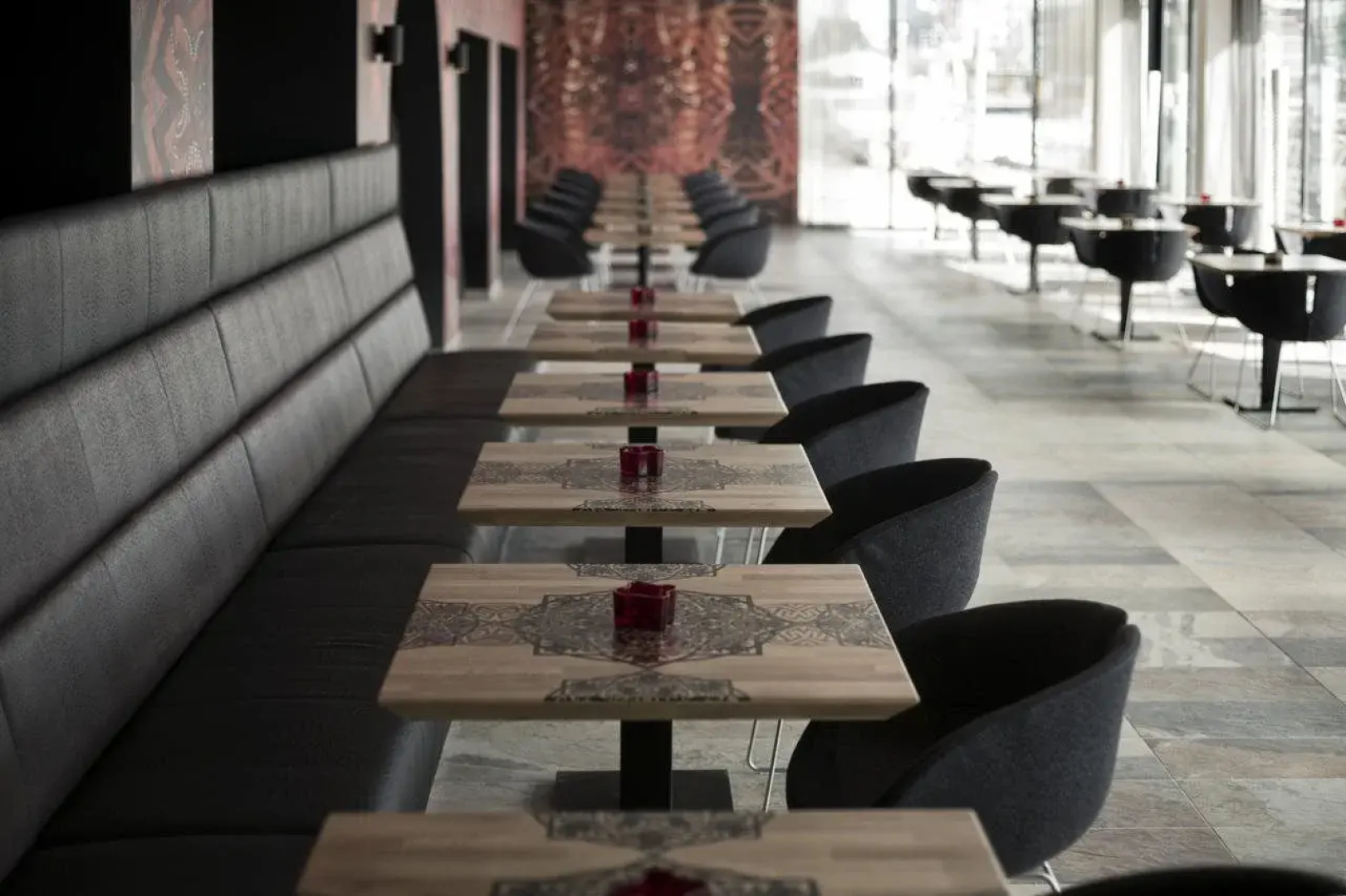 Отель DoubleTree by Hilton Rotterdam Centre