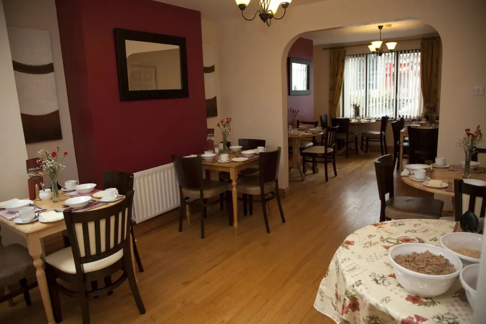 Arch House B&B and Apartments