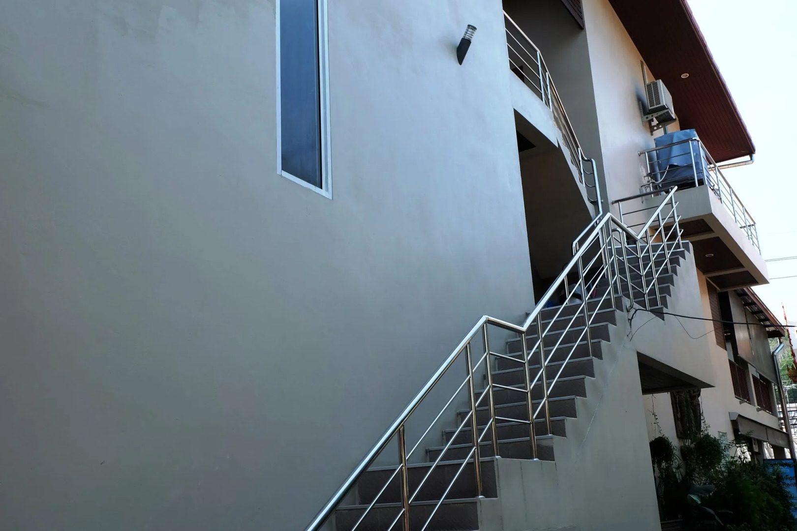 Chilli Hotel & Restaurant