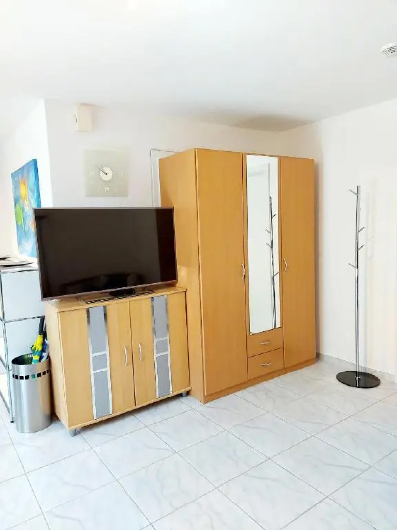 FeWo zwischen Freiburg und Europa Park Rust nur 200m zur S-Bahn