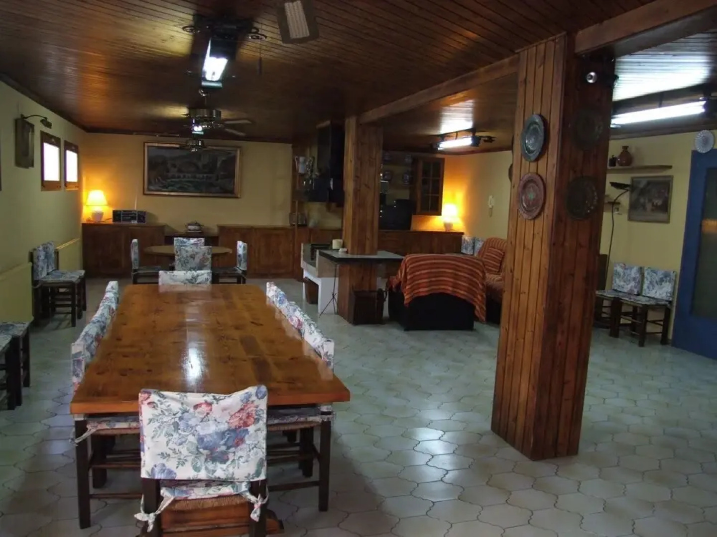 Spacious Holiday Home in Vilanova de Bellpuig With Garden