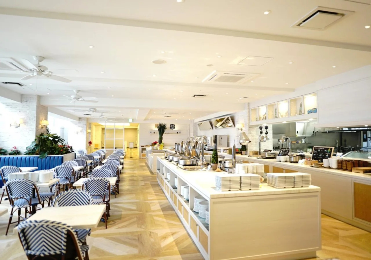 Hot Cross Point SANTA MONICA