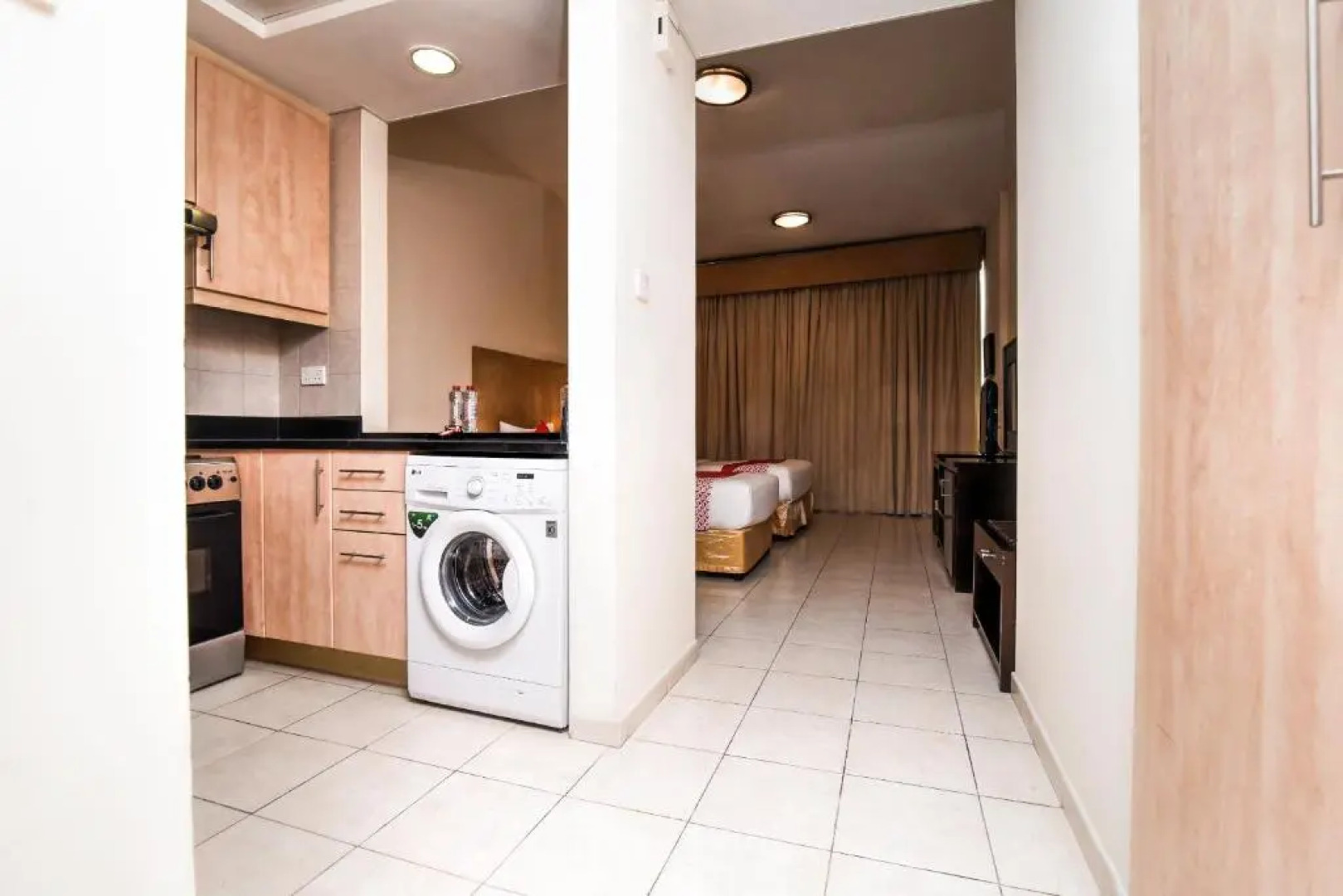 Parkside Suites Hotel Apartment