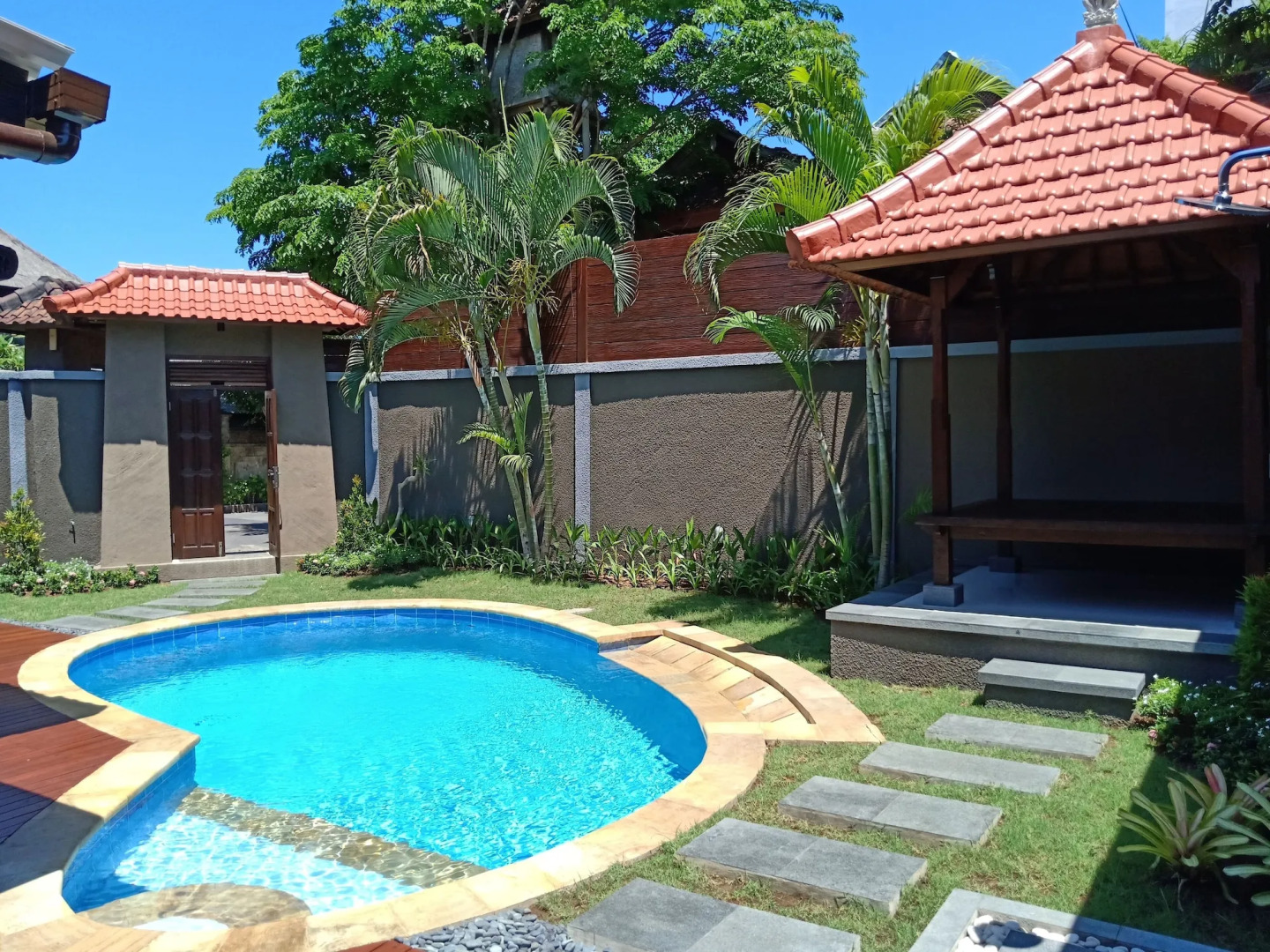 Gracia Bali Villas & Apartment