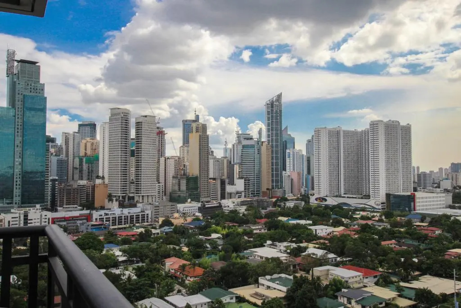 SIGLO SUITES @ The Gramercy Residences