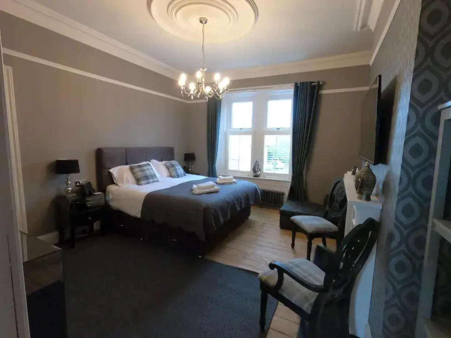 Castle View Bed and Breakfast