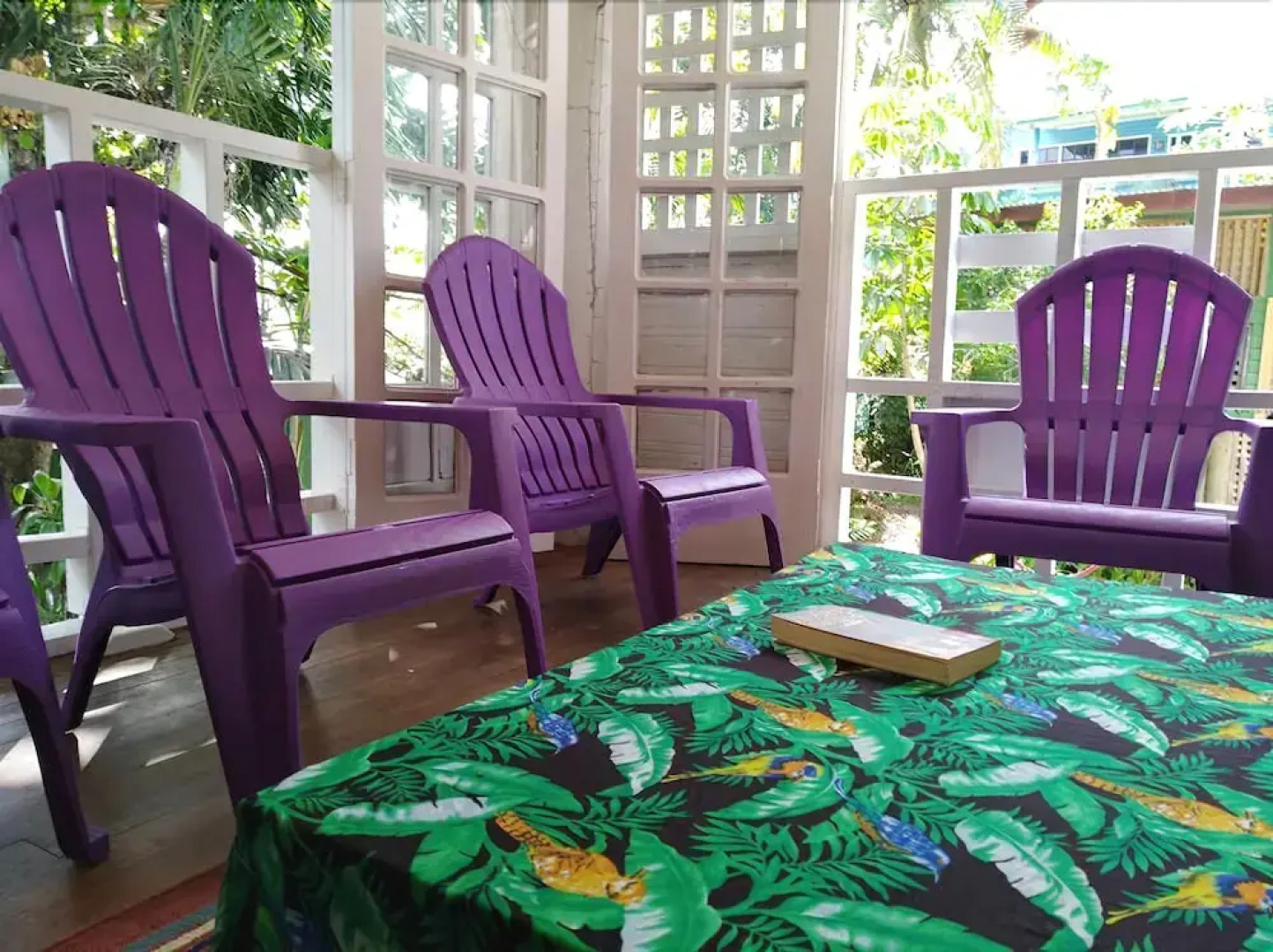 Colonial Lodge Hostel