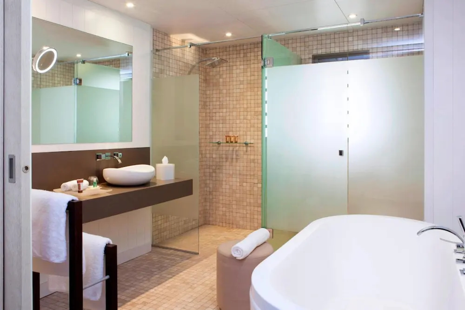 Sheraton New Caledonia Deva Resort & Spa