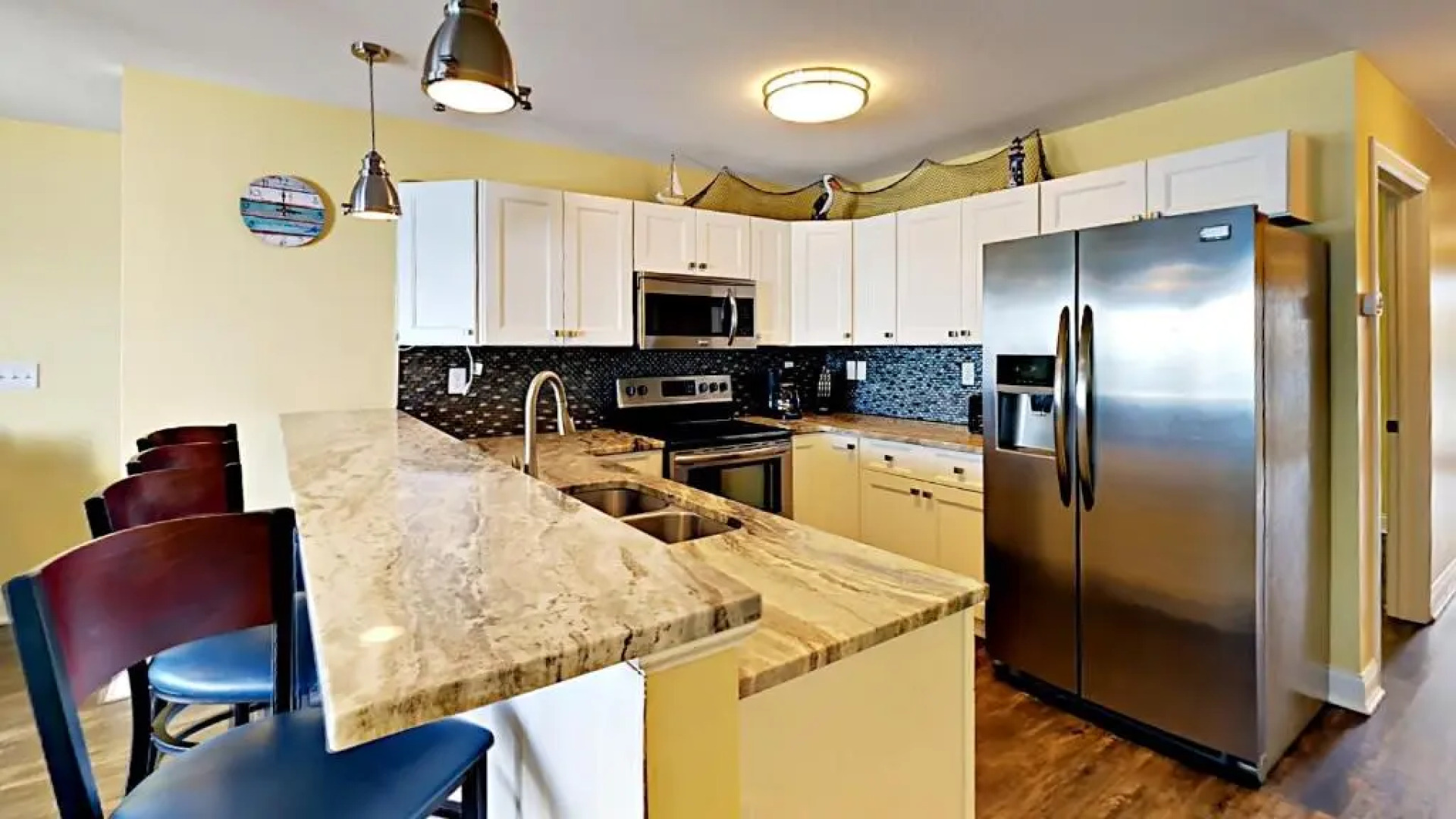 Put-in-Bay Waterfront Condo #204