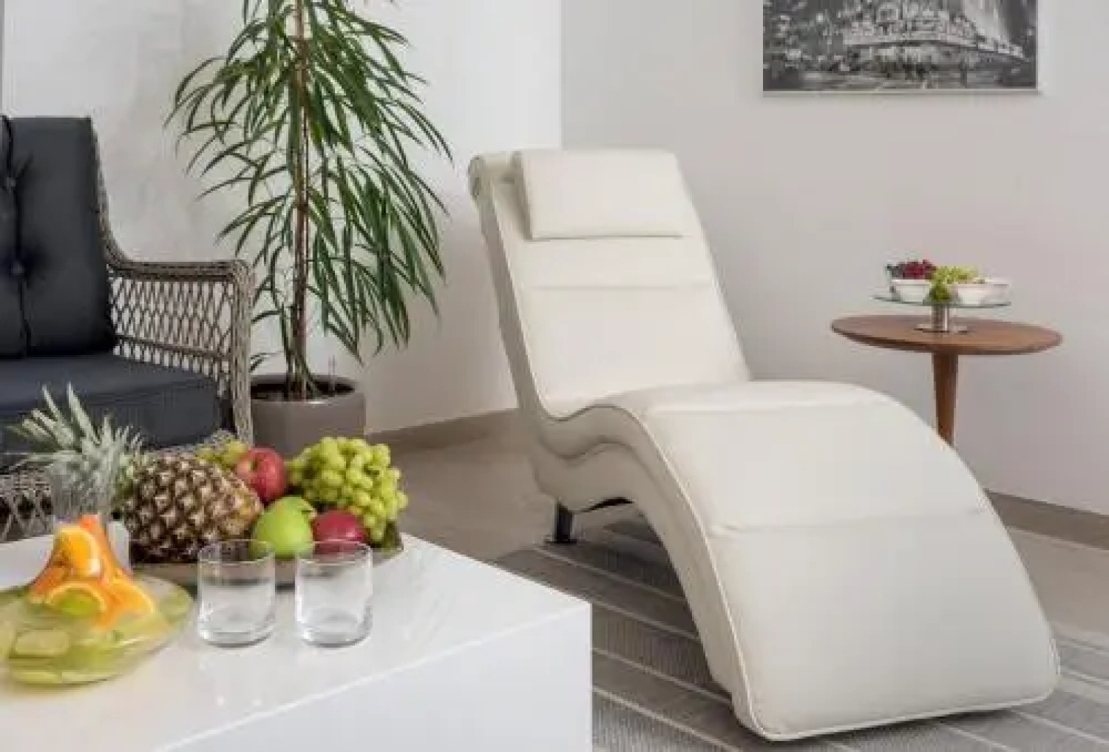 Luxury Villa Happiness