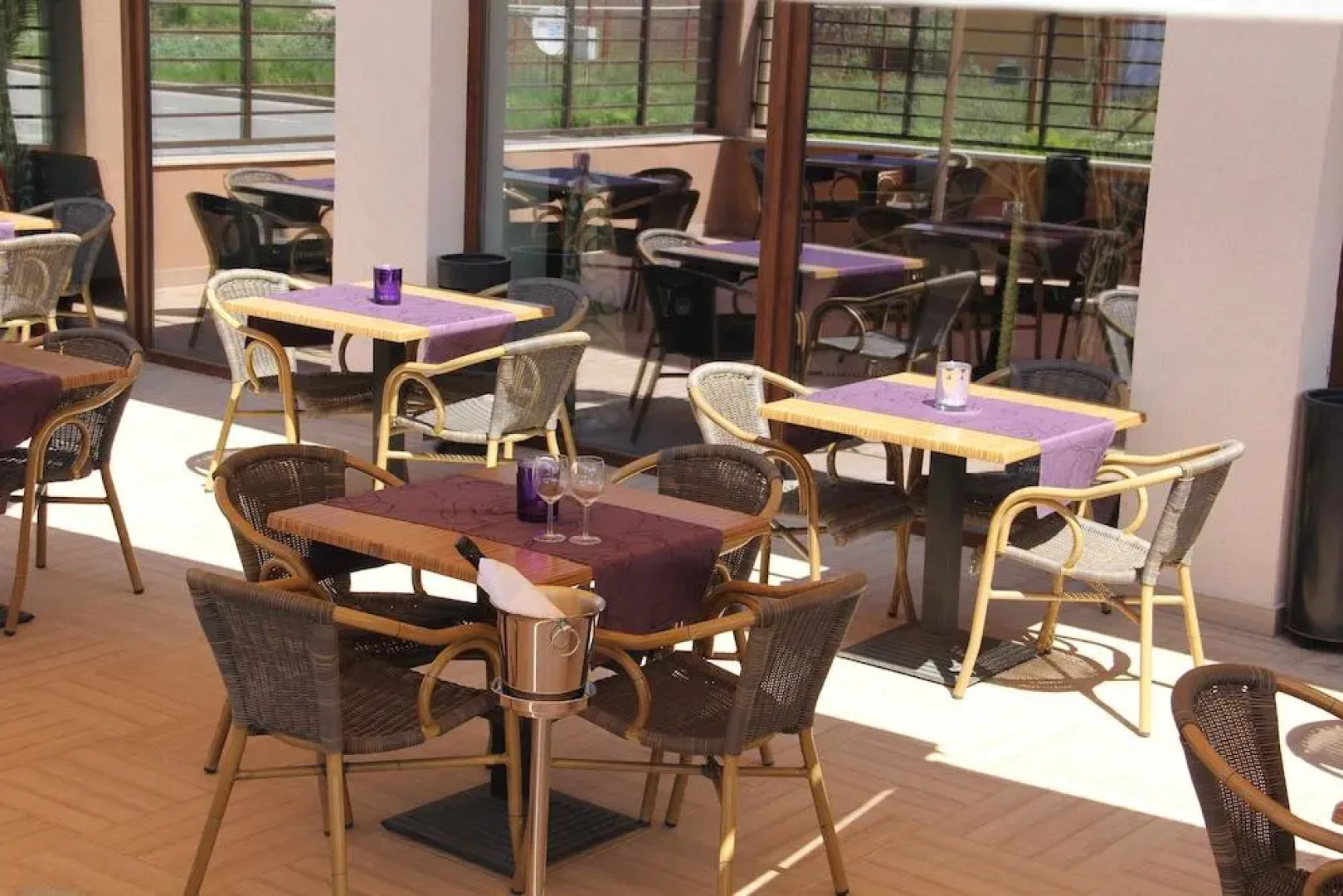 Sangria Luxury Family