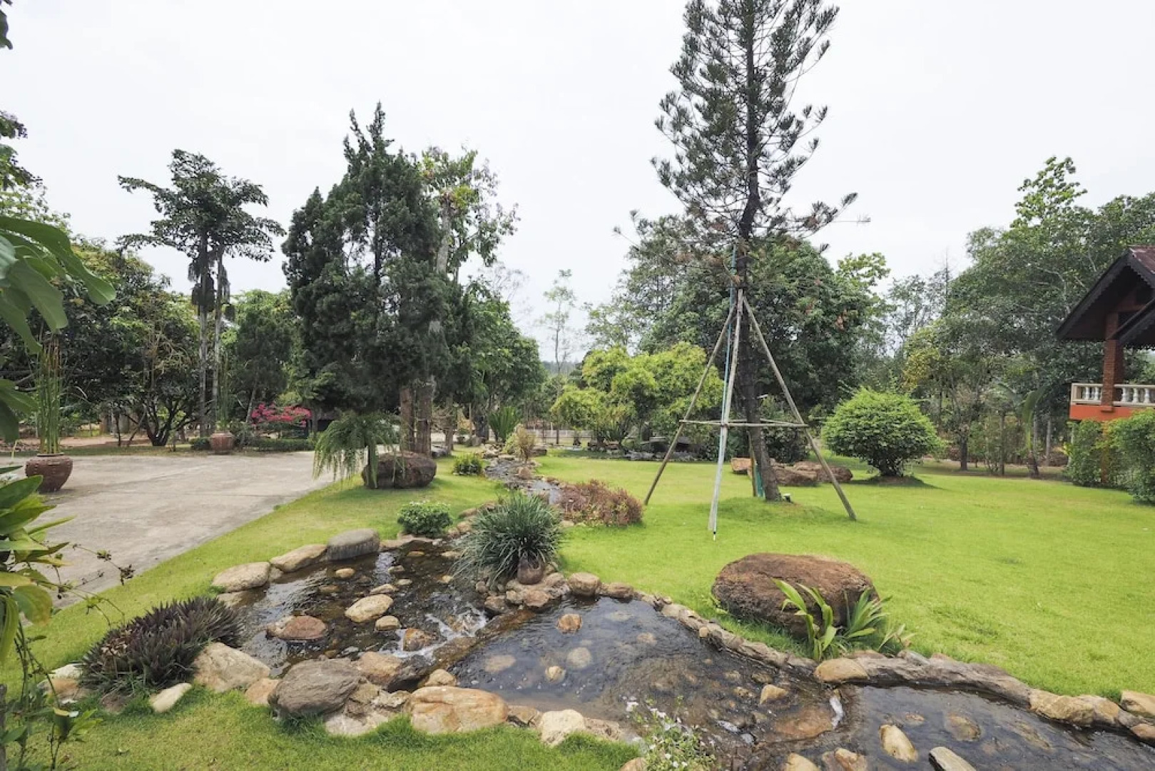 OYO 968 Mon Mae Taeng Resort