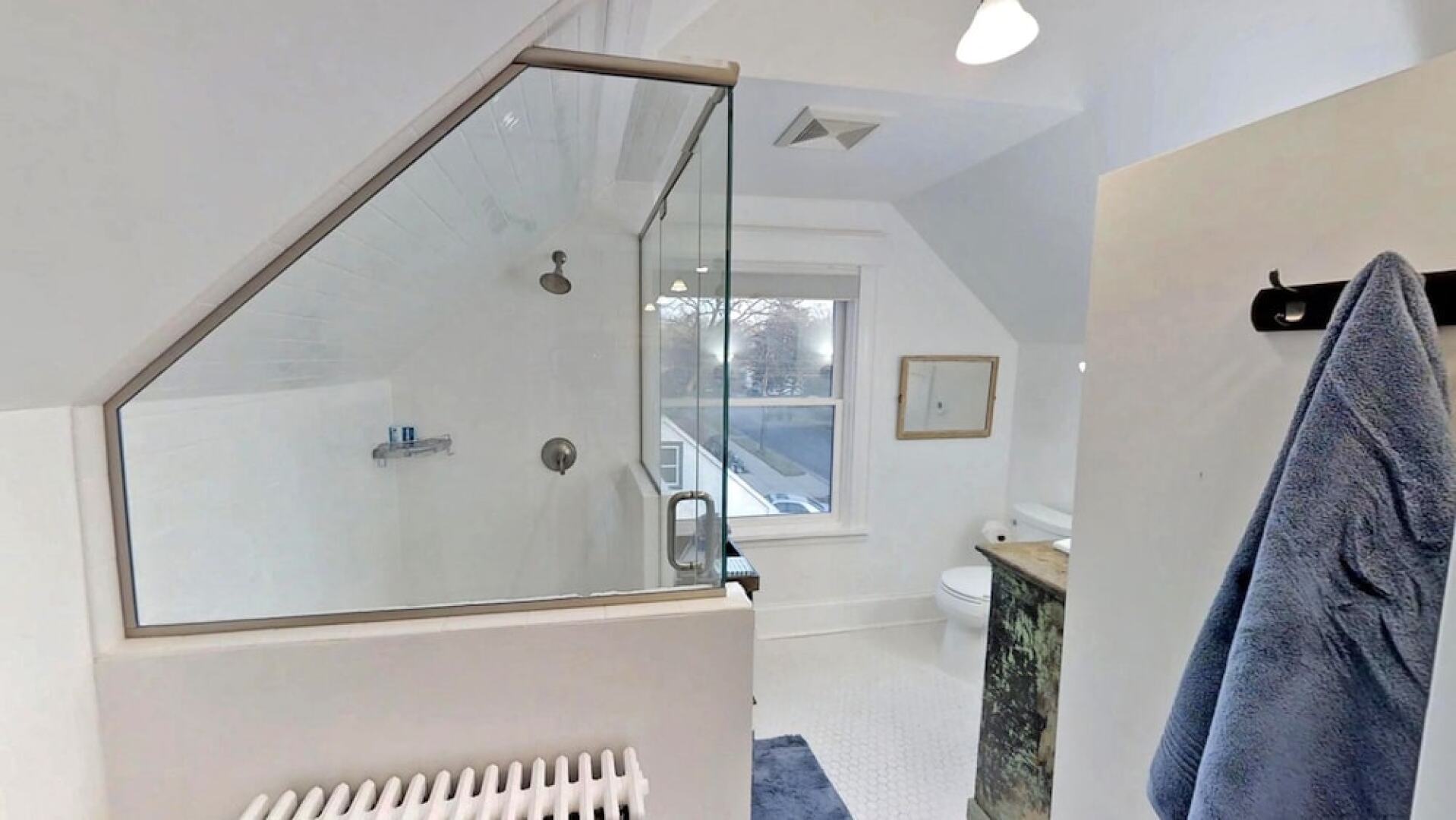 Linden Hills Luxury Charmer