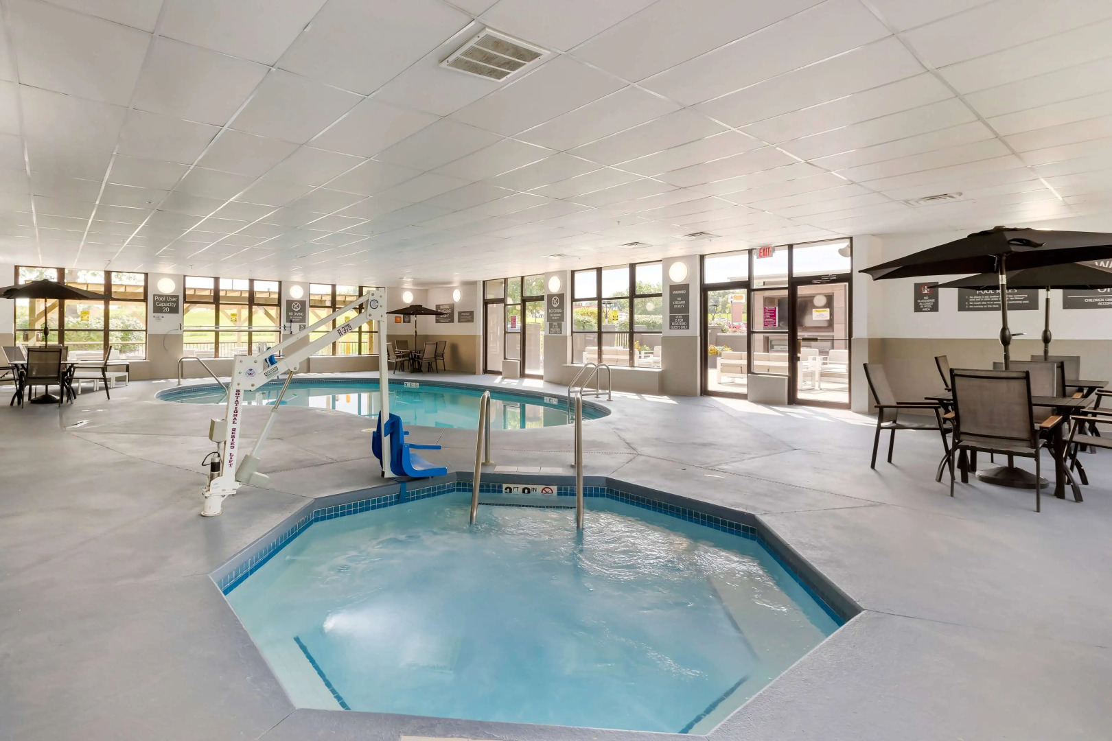 La Quinta Inn & Suites by Wyndham Des Moines West Clive