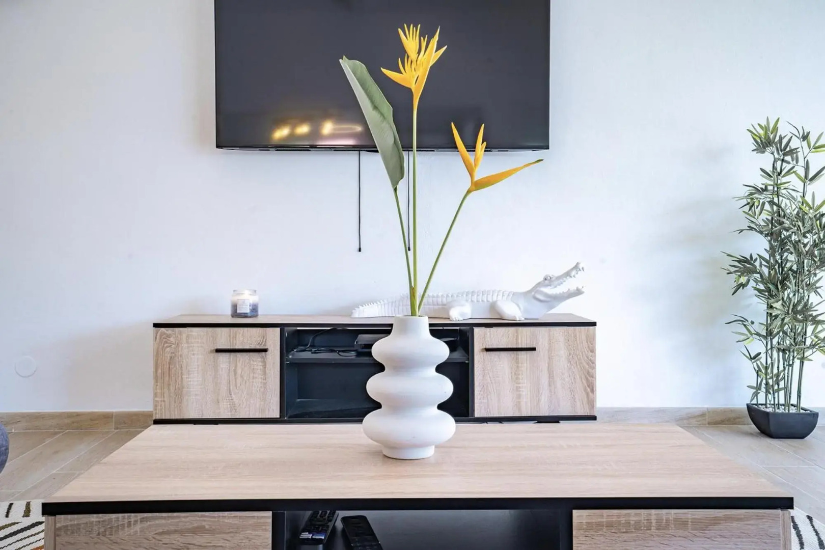 Villa Belvi 3ch, déco moderne, piscine chauffée, plage à 10min