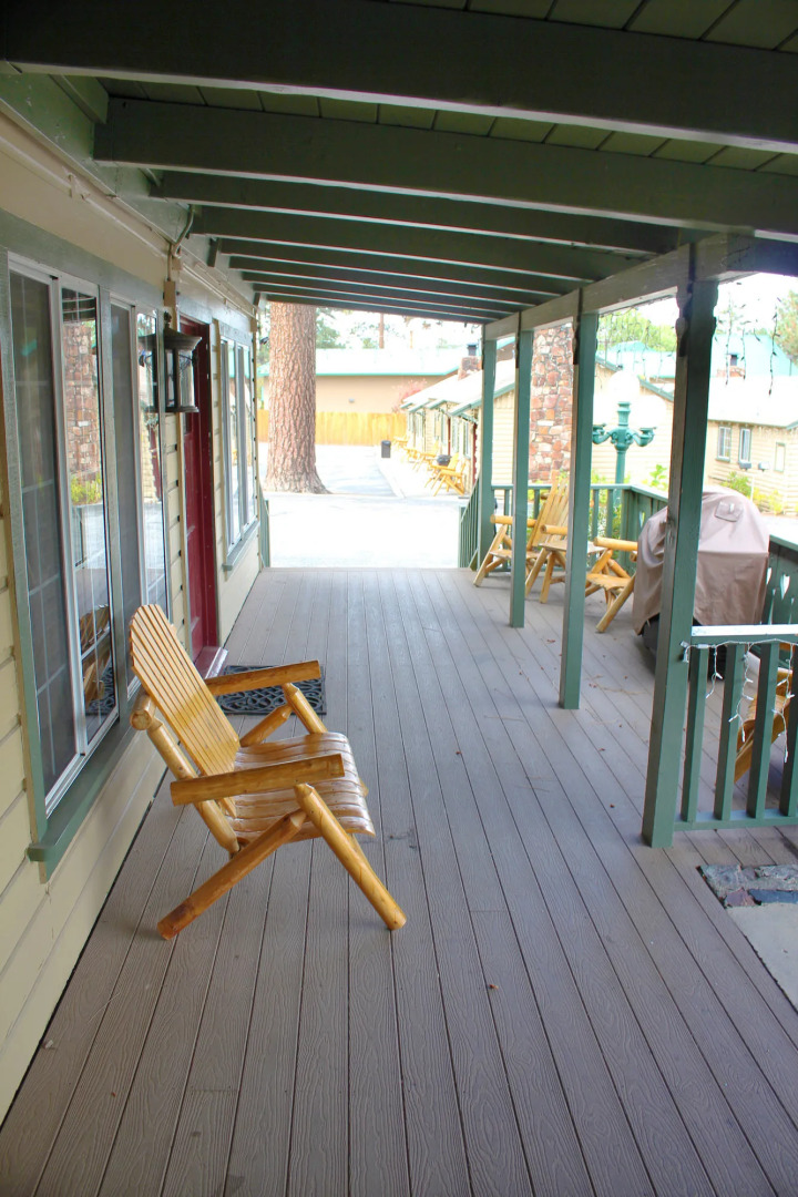 Sessions Retreat & Hotel