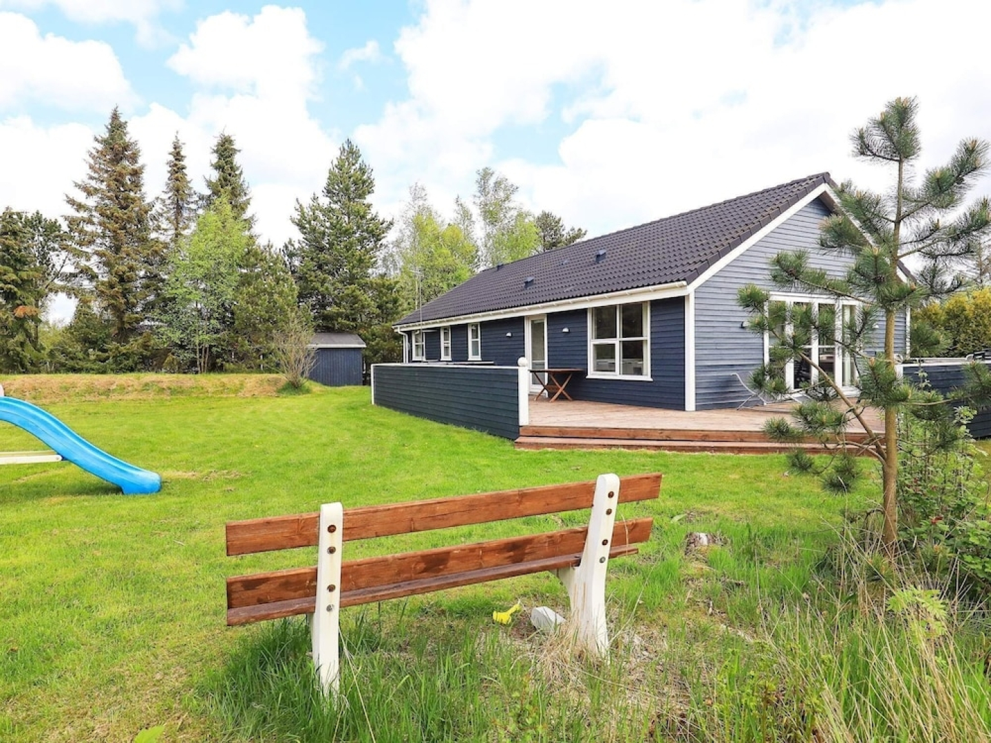 Serene Holiday Home in Jutland near Child Friendly Beach