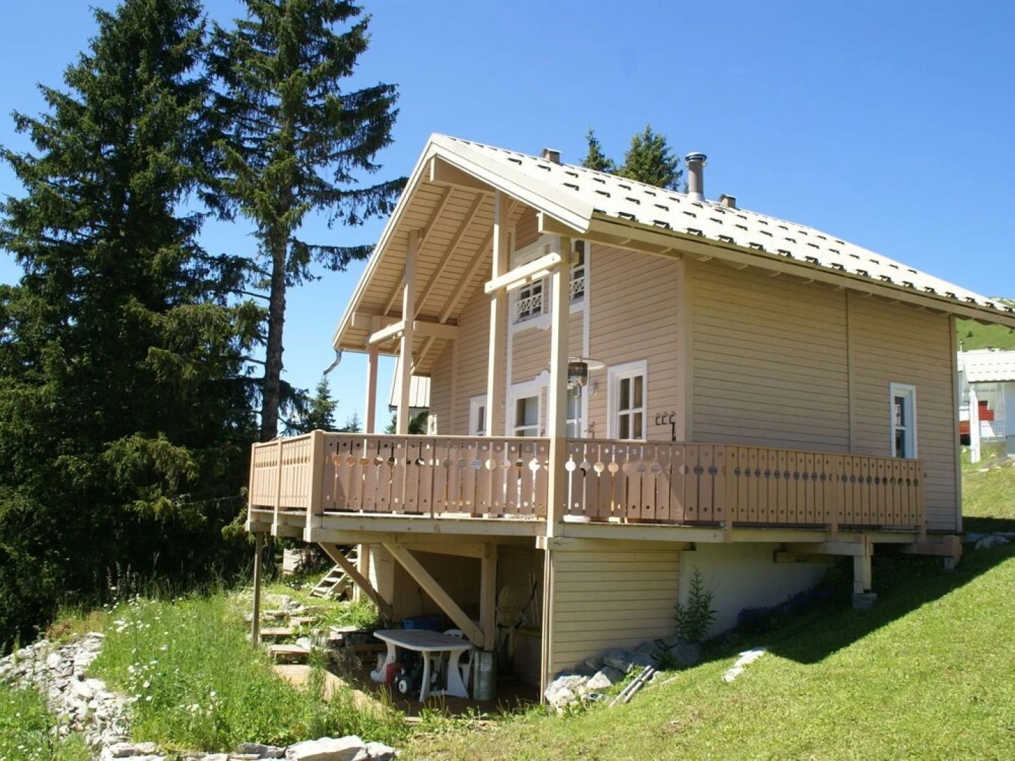 Exquisite Chalet in Rhone Alpes With Swimming Pool