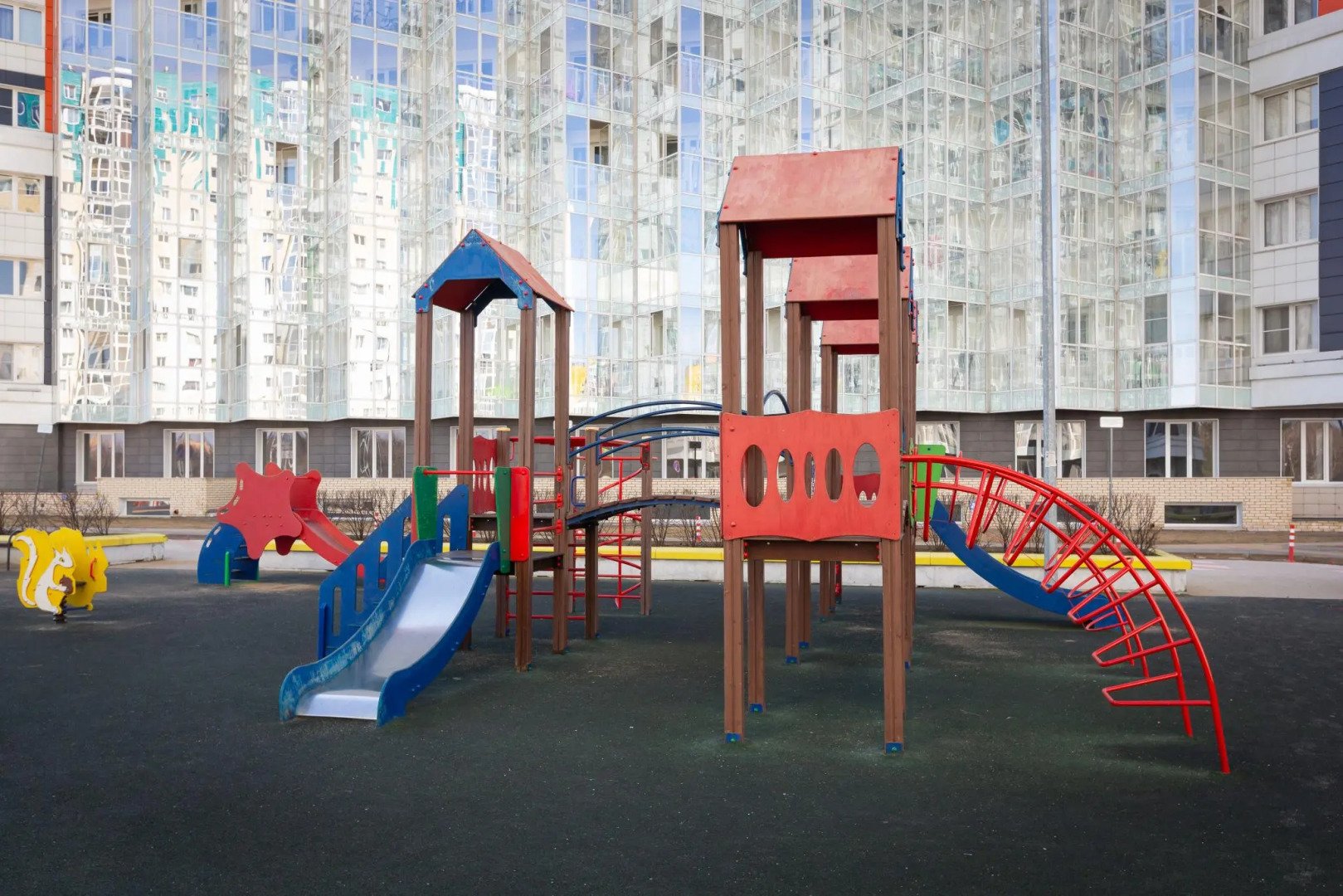 Апартаменты на проезде Сургутский